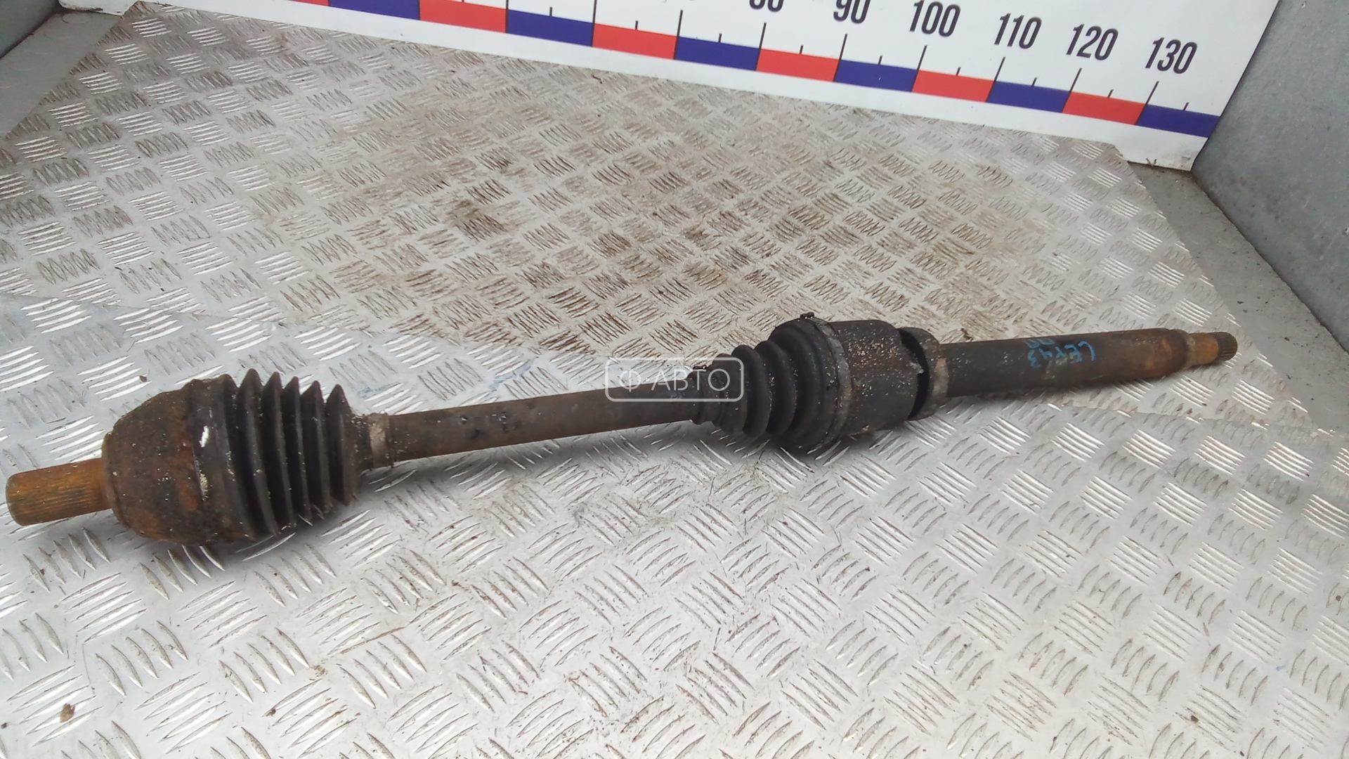 Привод передний правый