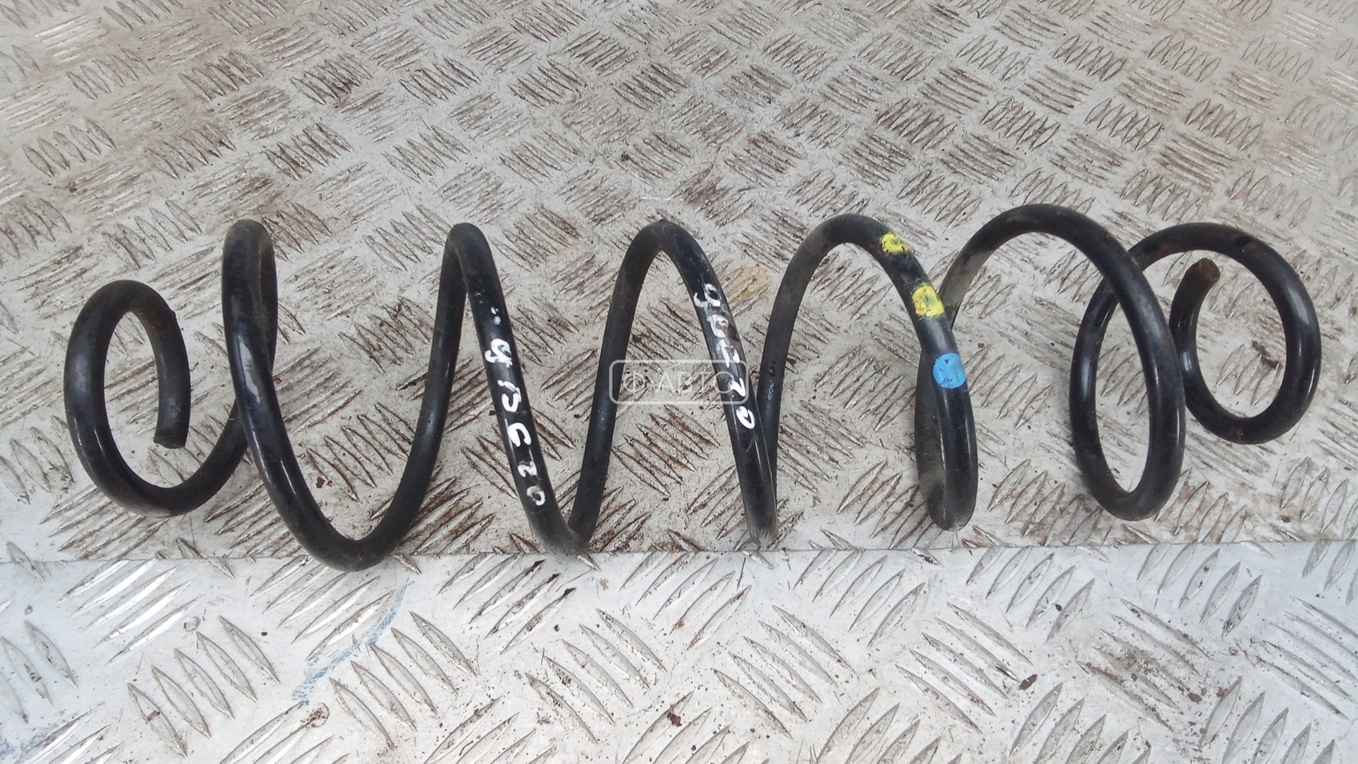 Пружина задняя