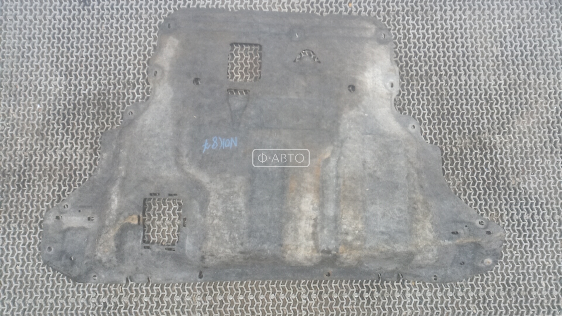 Защита двигателя нижняя (поддона)