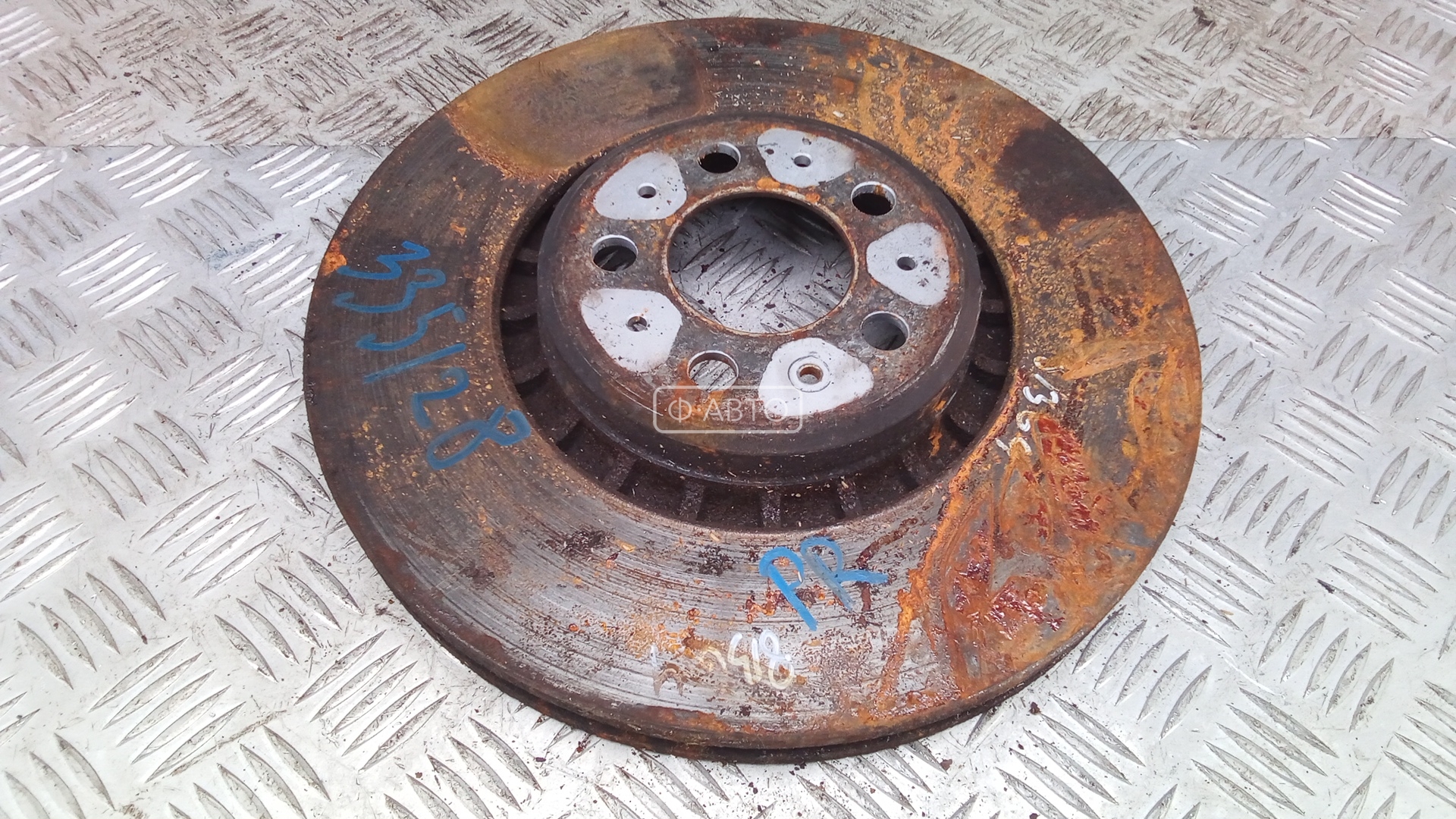 Диск тормозной передний