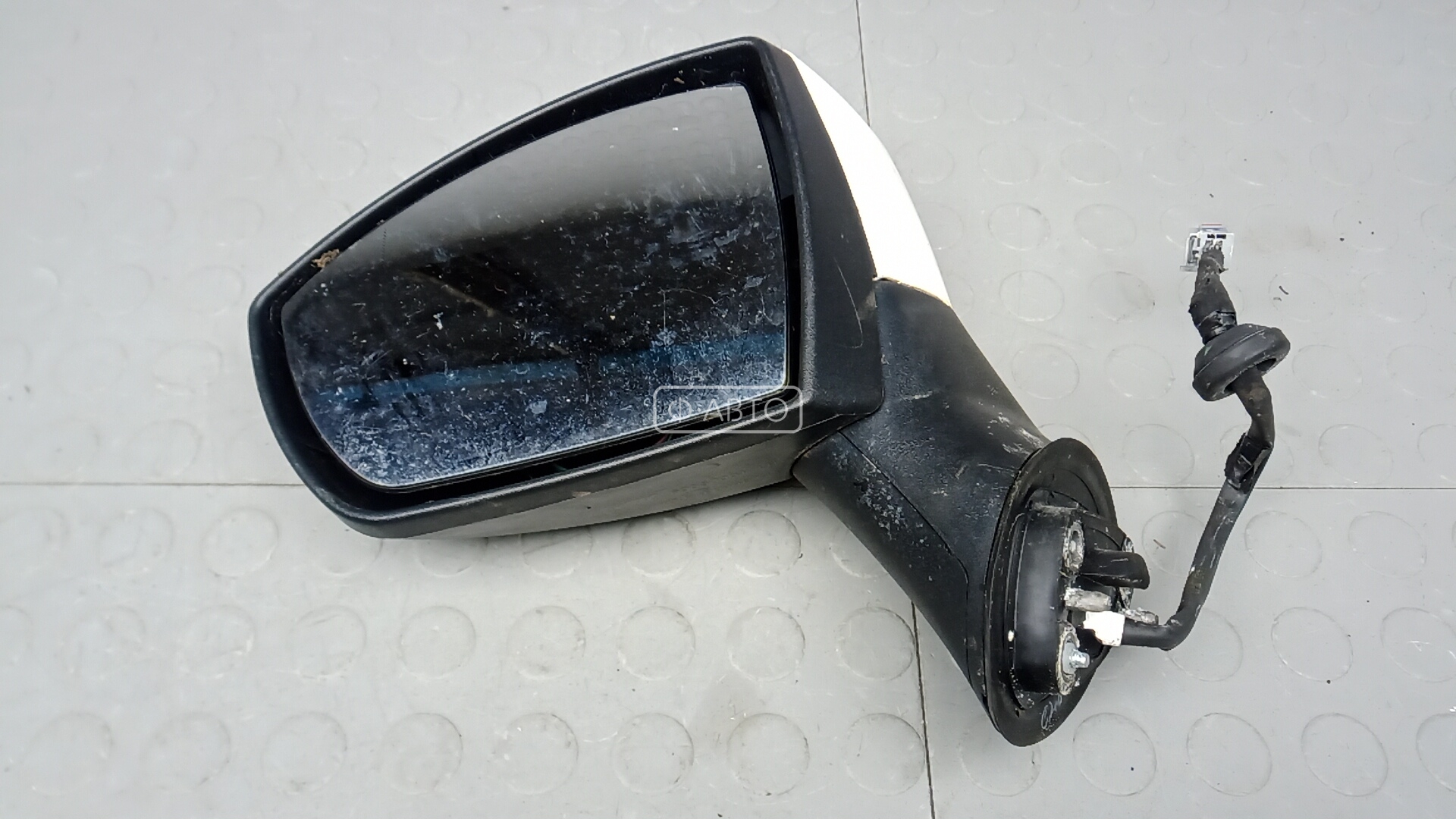 Зеркало наружное левое