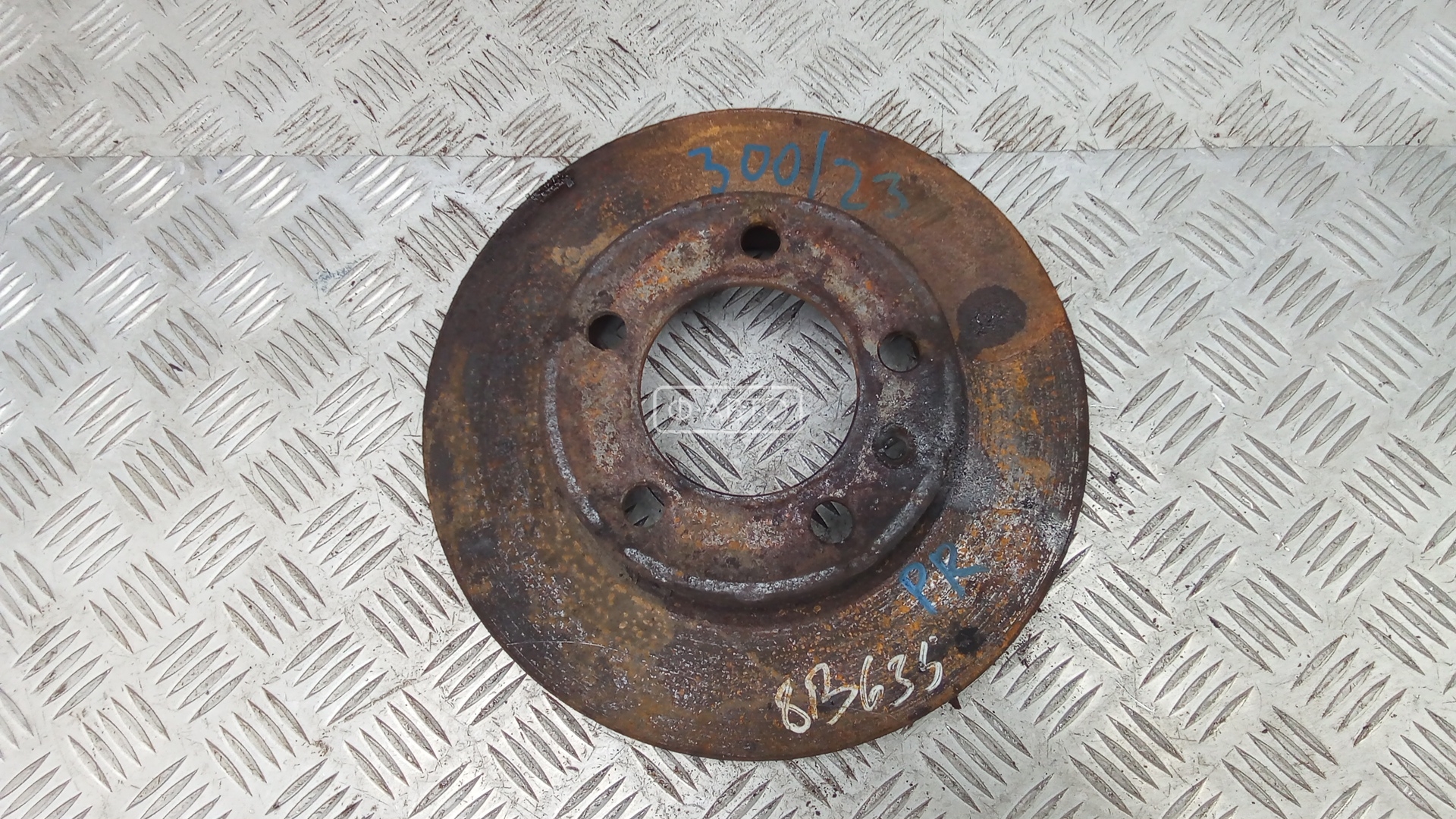 Диск тормозной передний