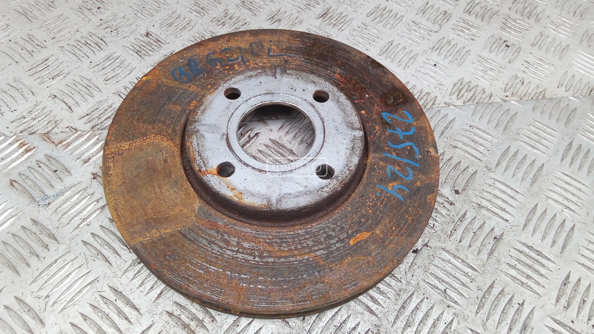 Диск тормозной передний