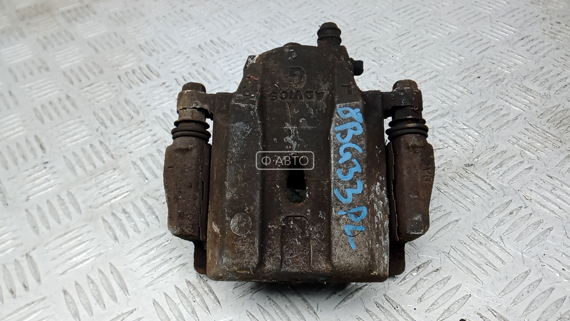 Суппорт тормозной передний левый