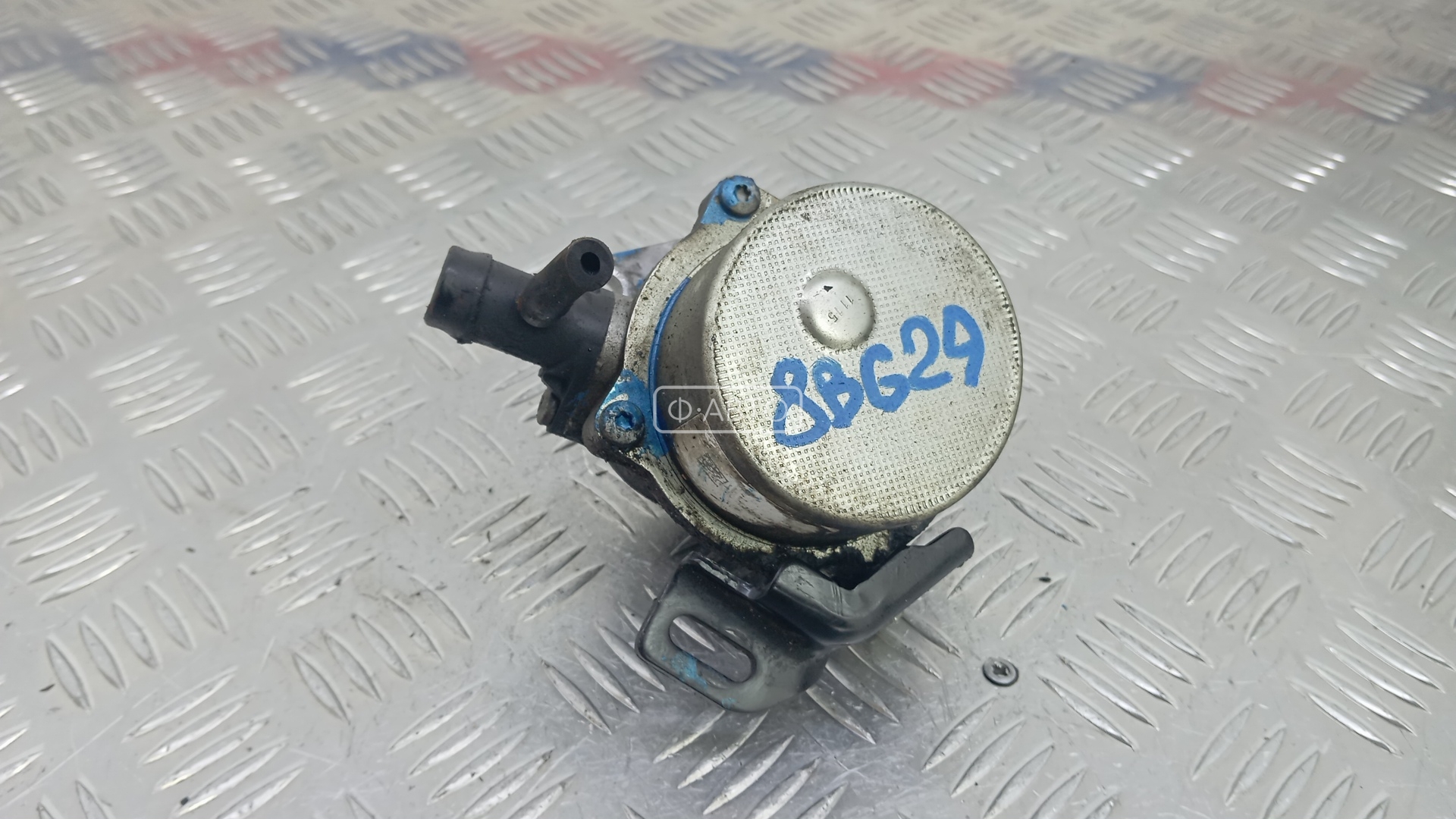 Насос вакуумный