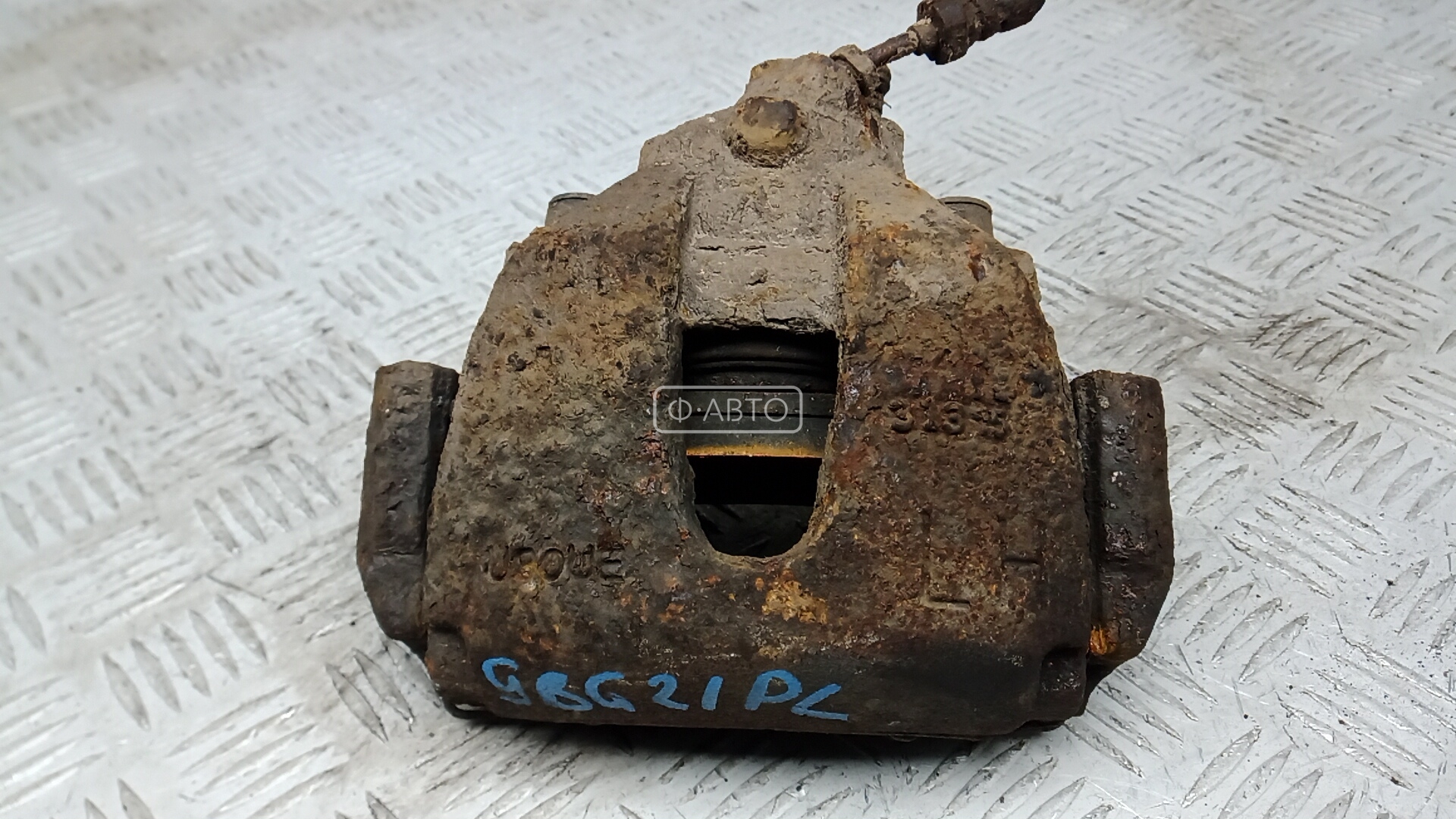 Суппорт тормозной передний левый