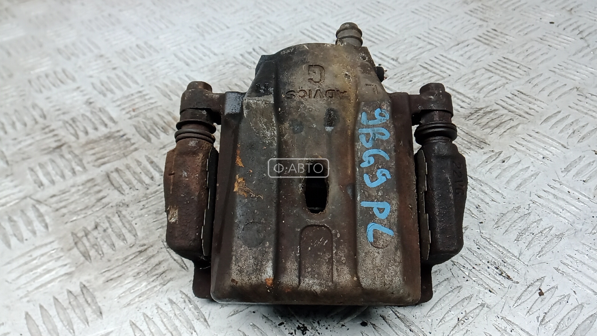 Суппорт тормозной передний левый