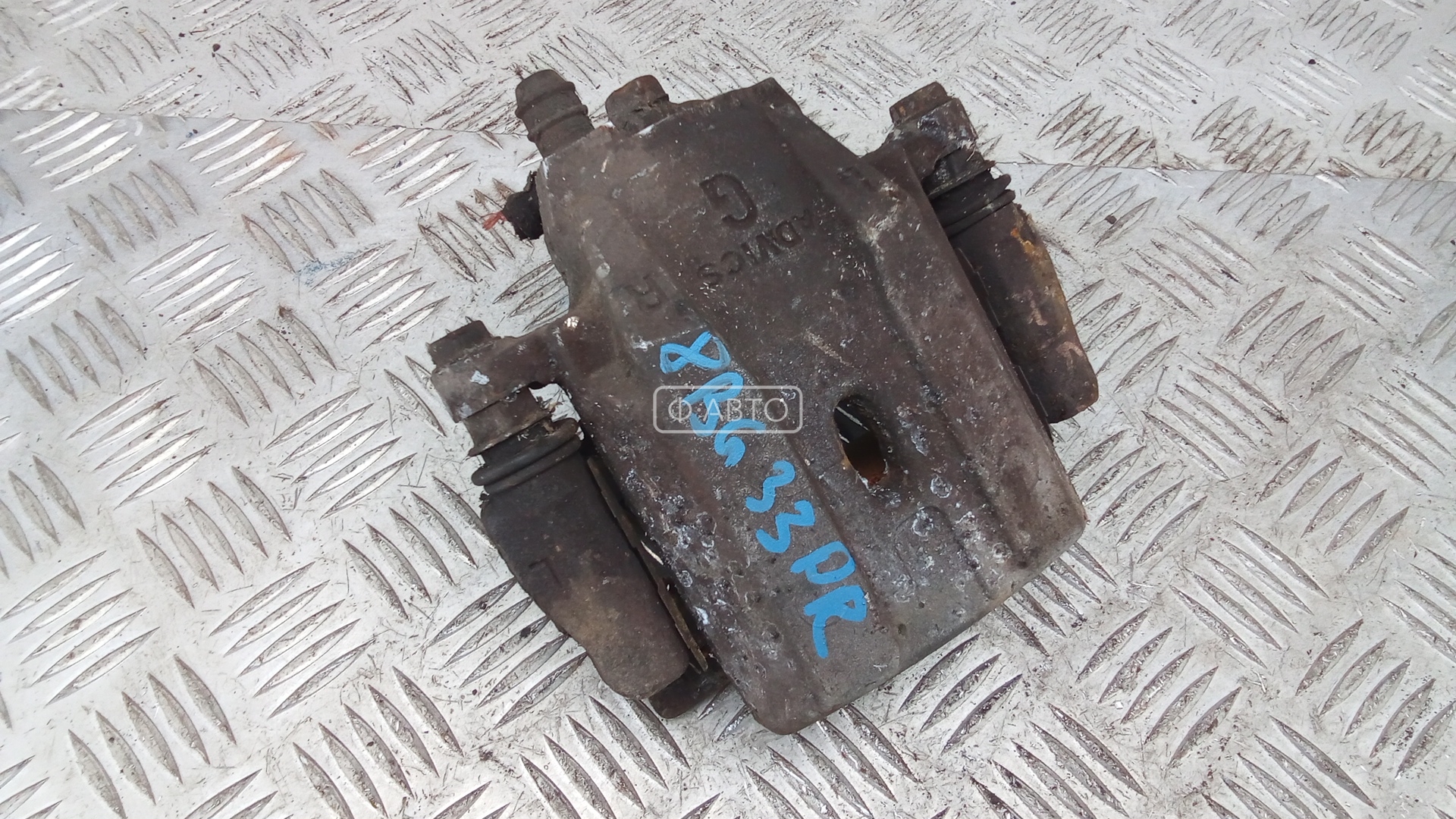 Суппорт тормозной передний правый