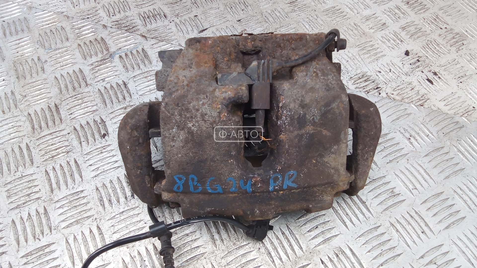 Суппорт тормозной передний правый