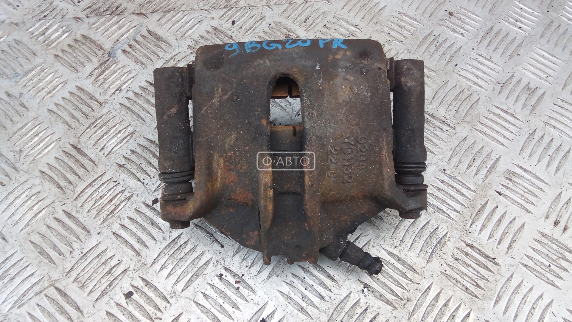 Суппорт тормозной передний правый