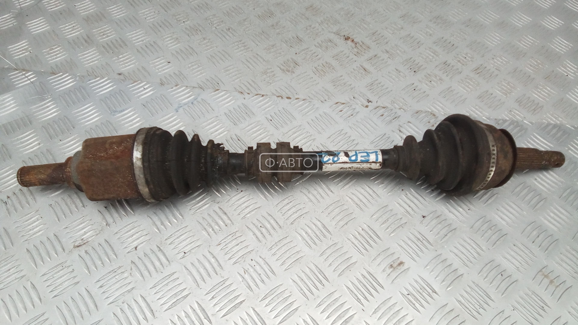 Привод передний левый