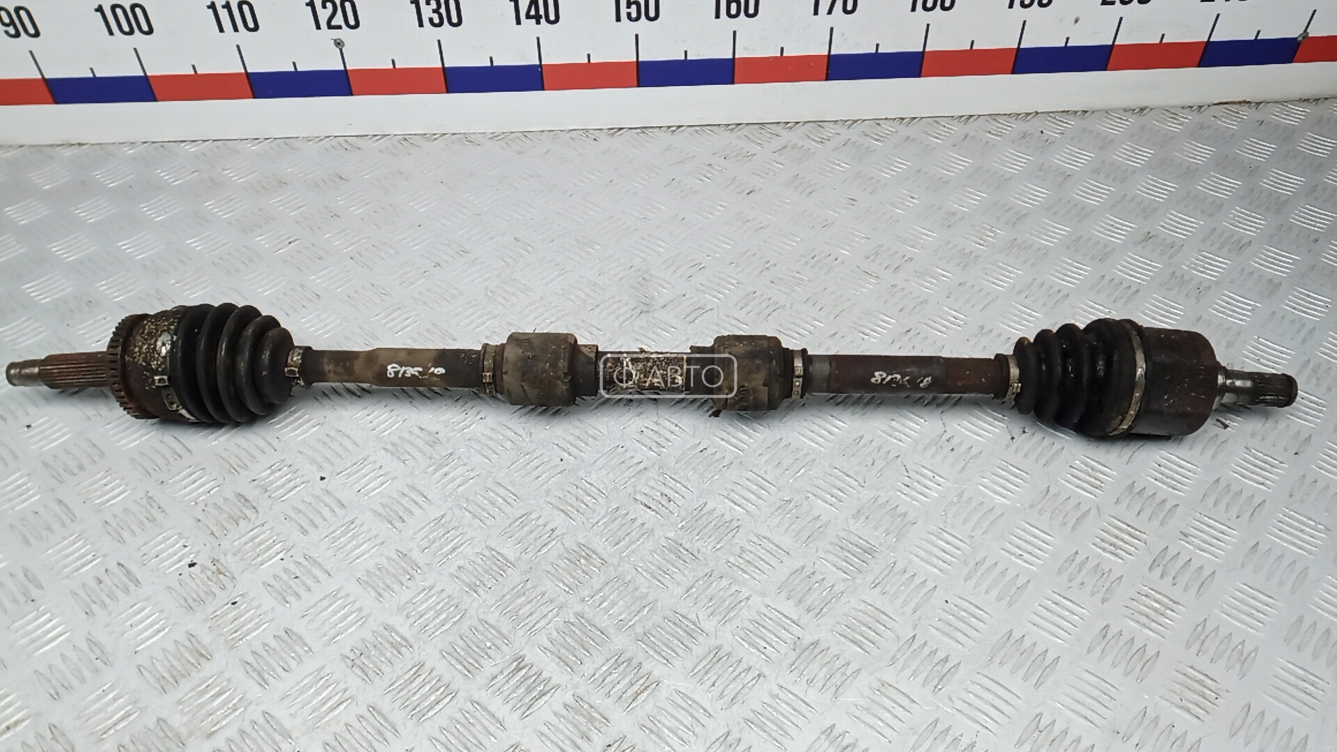 Привод передний правый