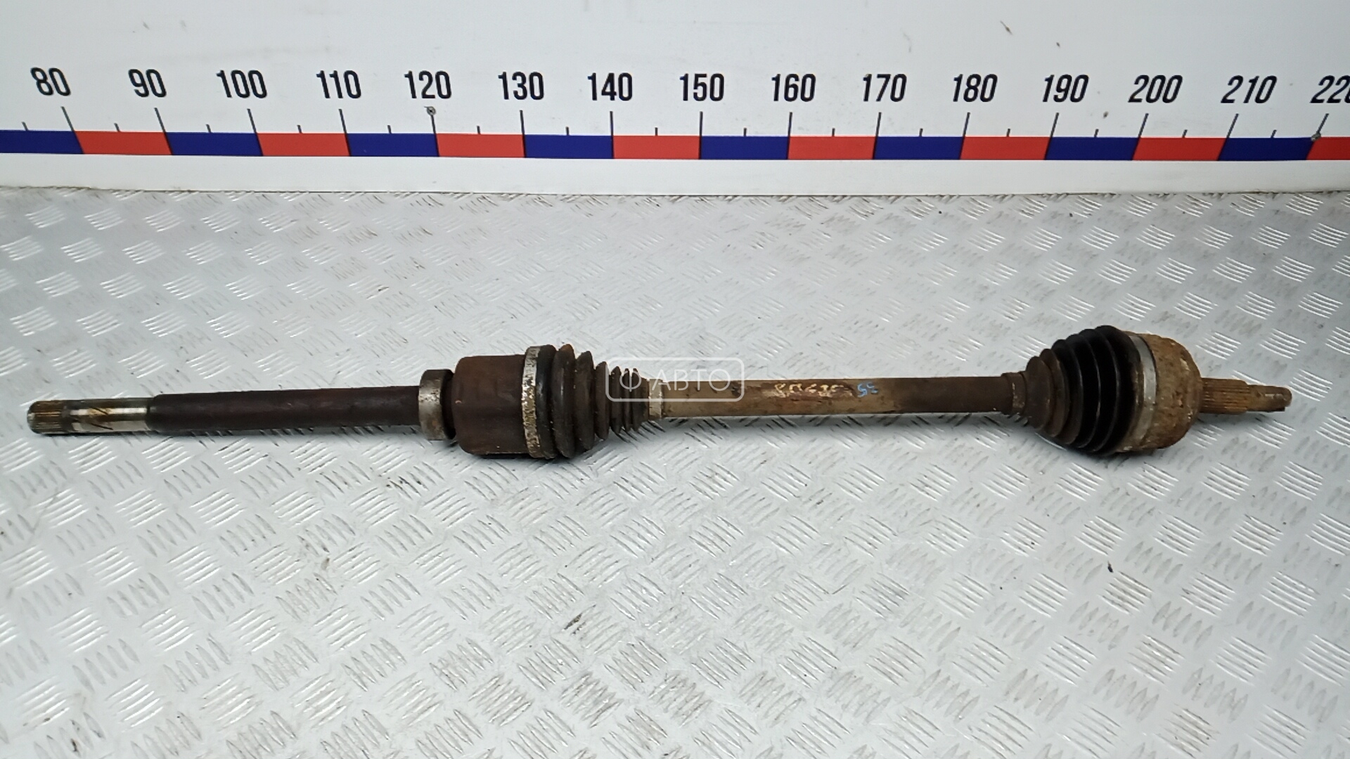 Привод передний правый