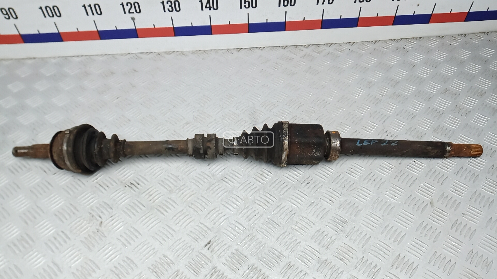 Привод передний правый