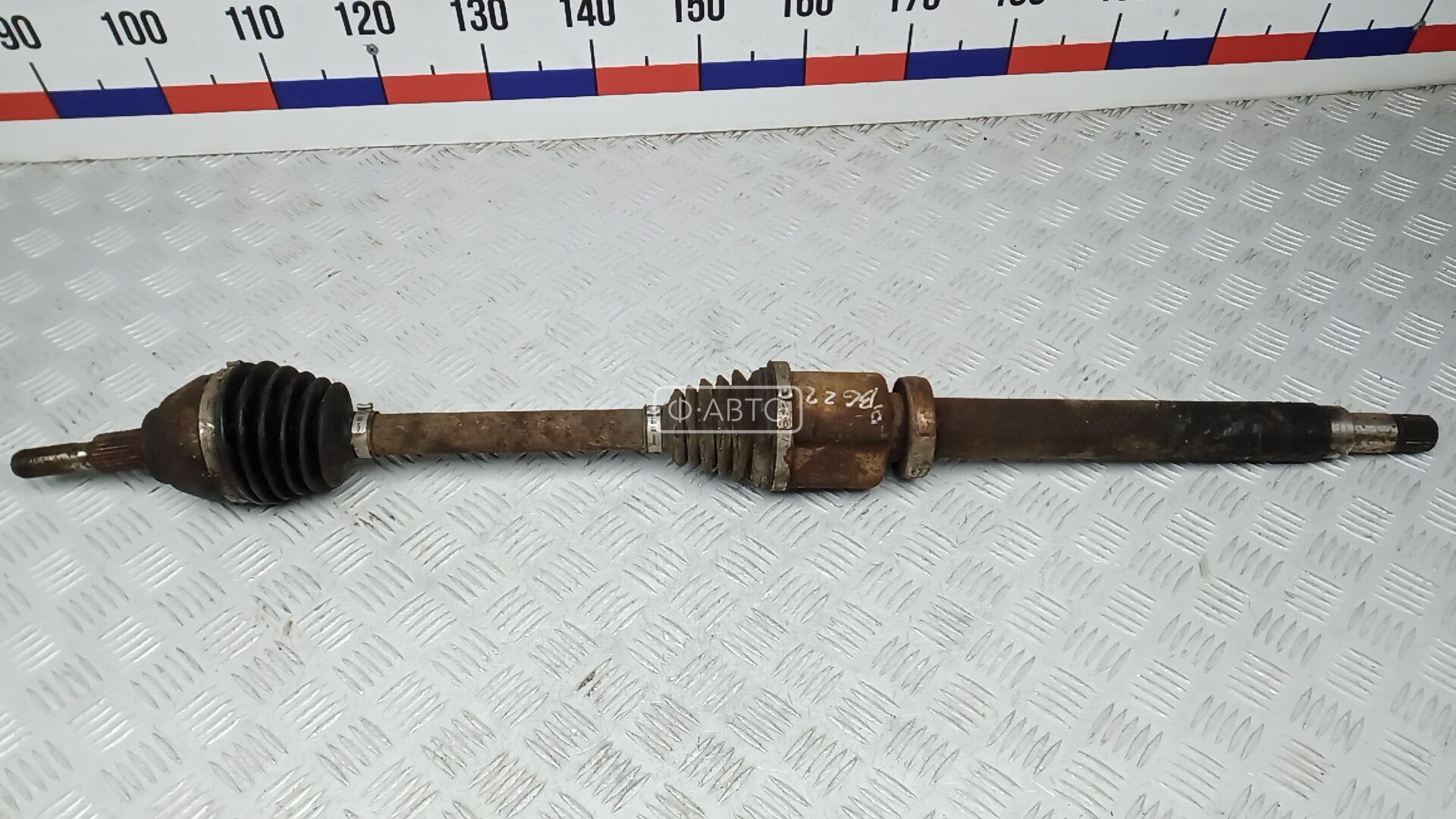 Привод передний правый