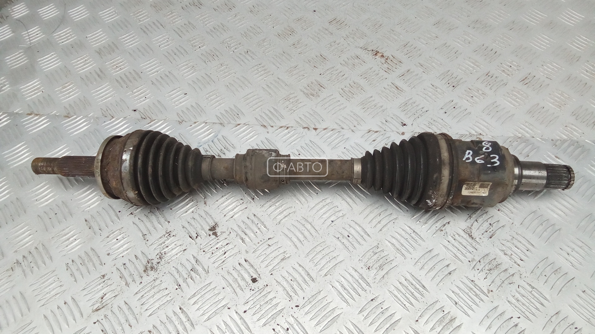 Привод передний левый