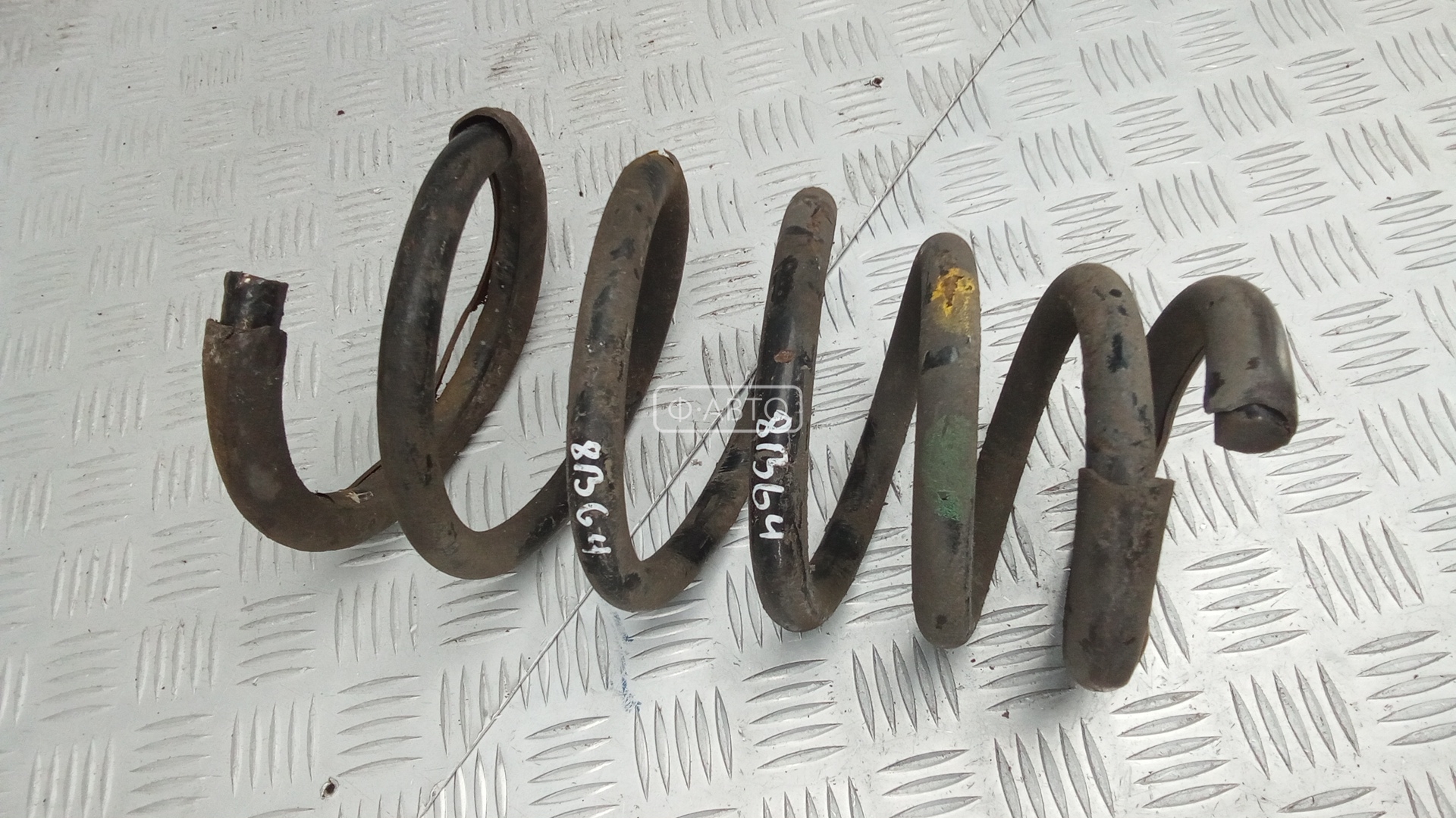 Пружина задняя