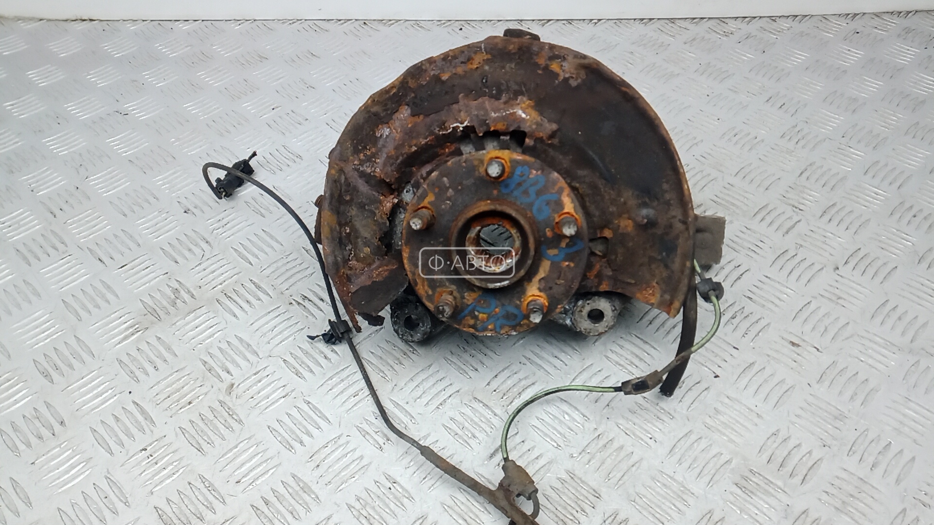 Ступица передняя правая