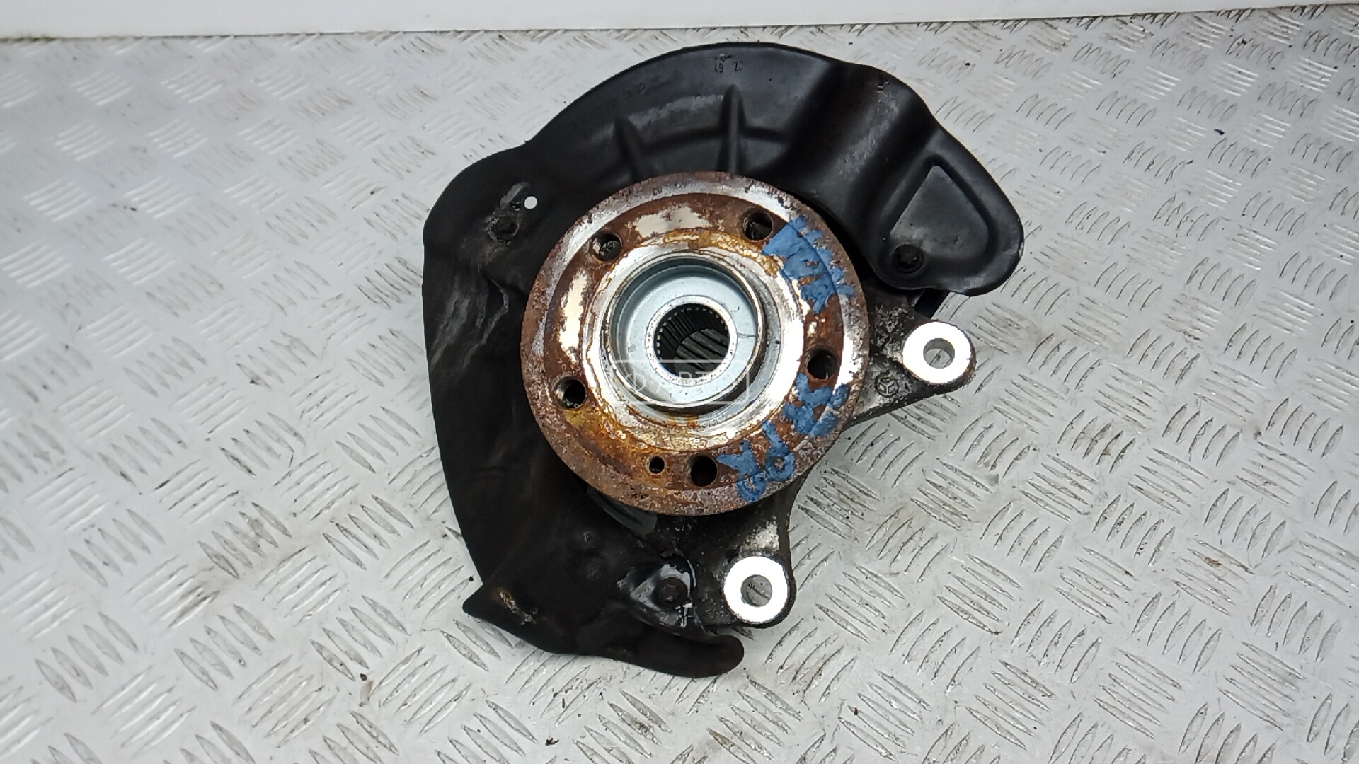 Ступица передняя правая