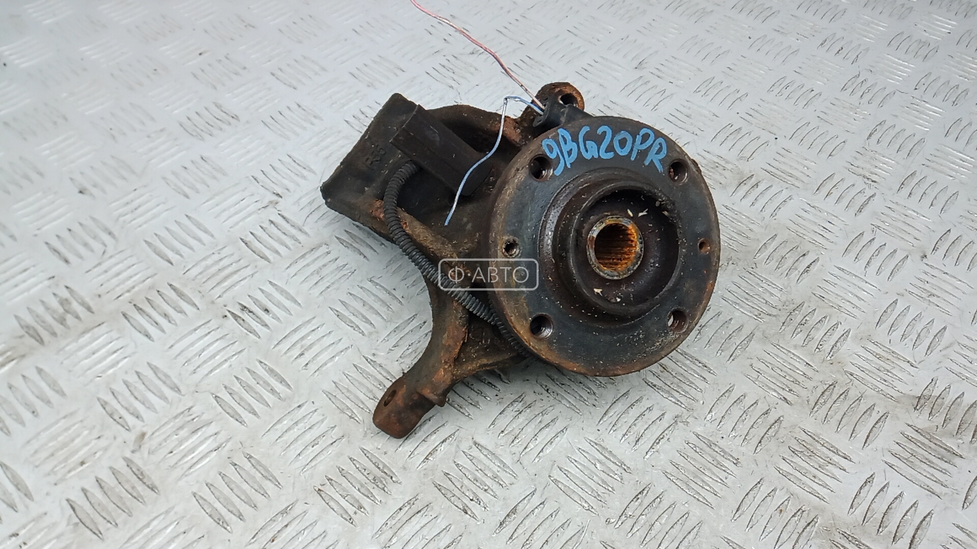 Ступица передняя правая