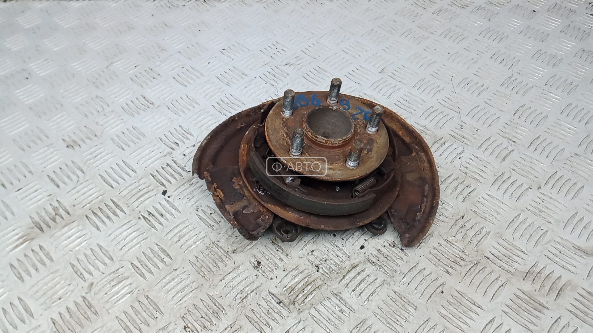 Ступица задняя правая