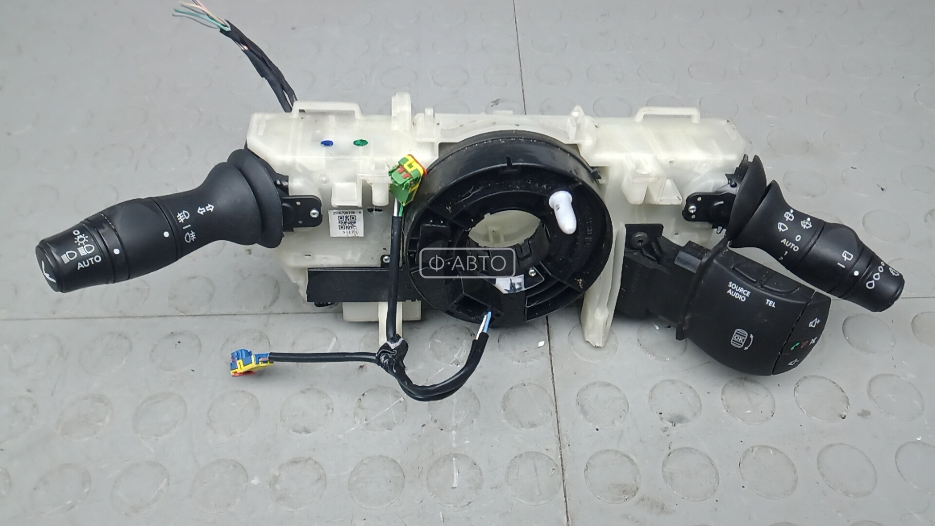 Переключатель поворотов и дворников (стрекоза)