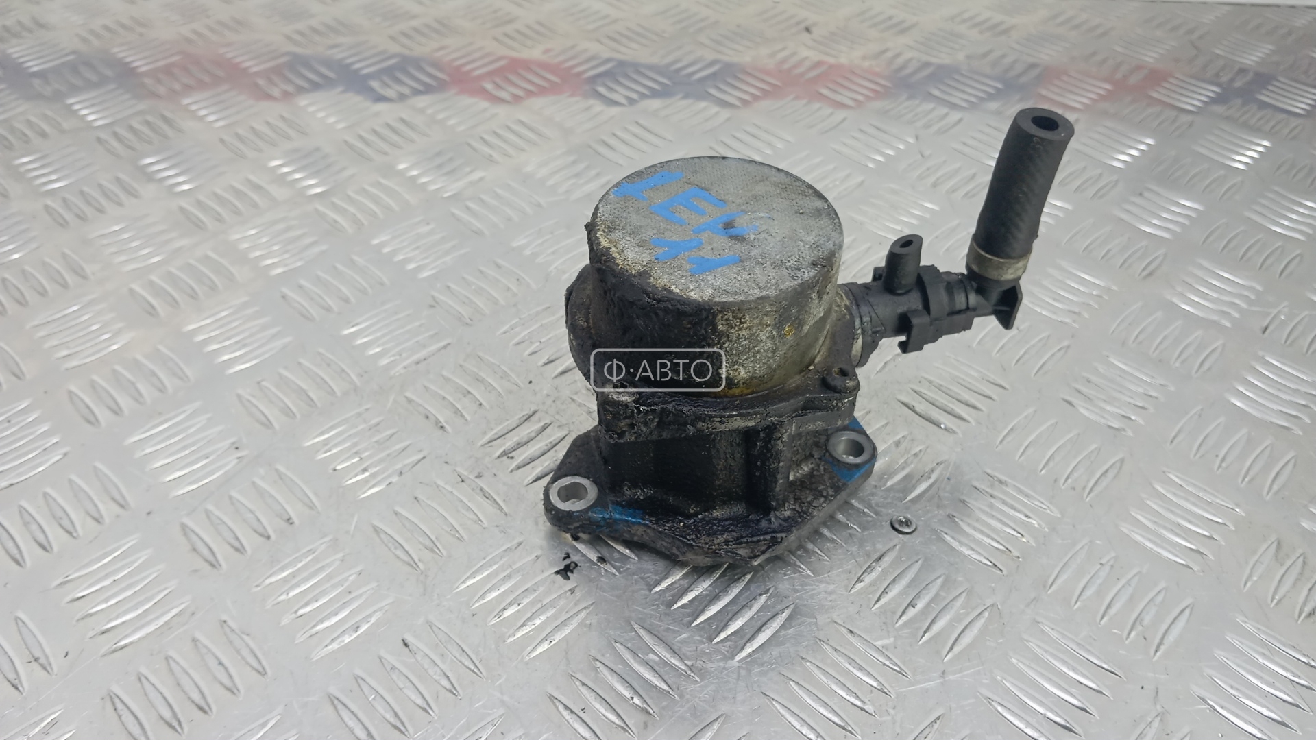 Насос вакуумный