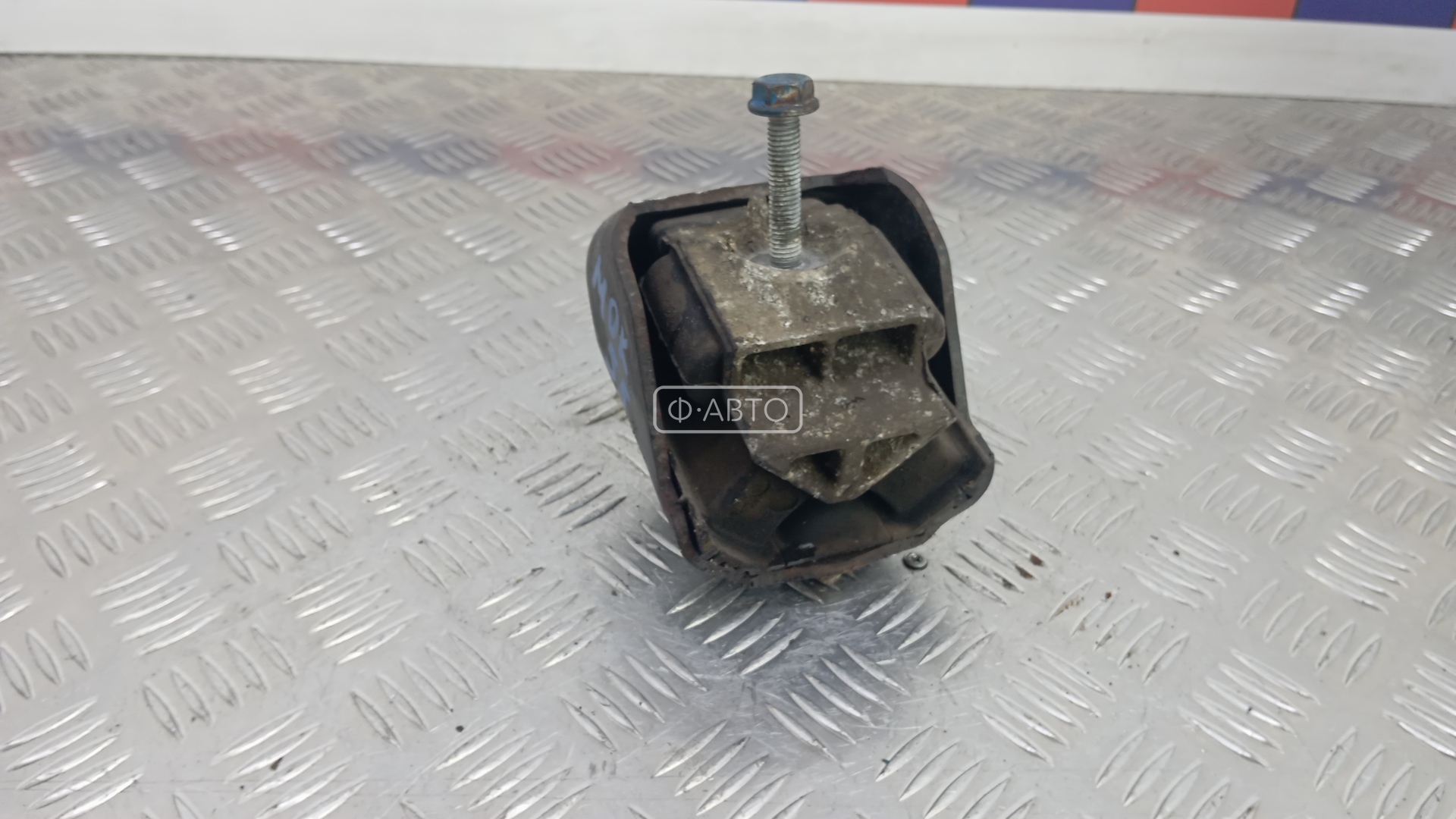 Подушка двигателя дизельная