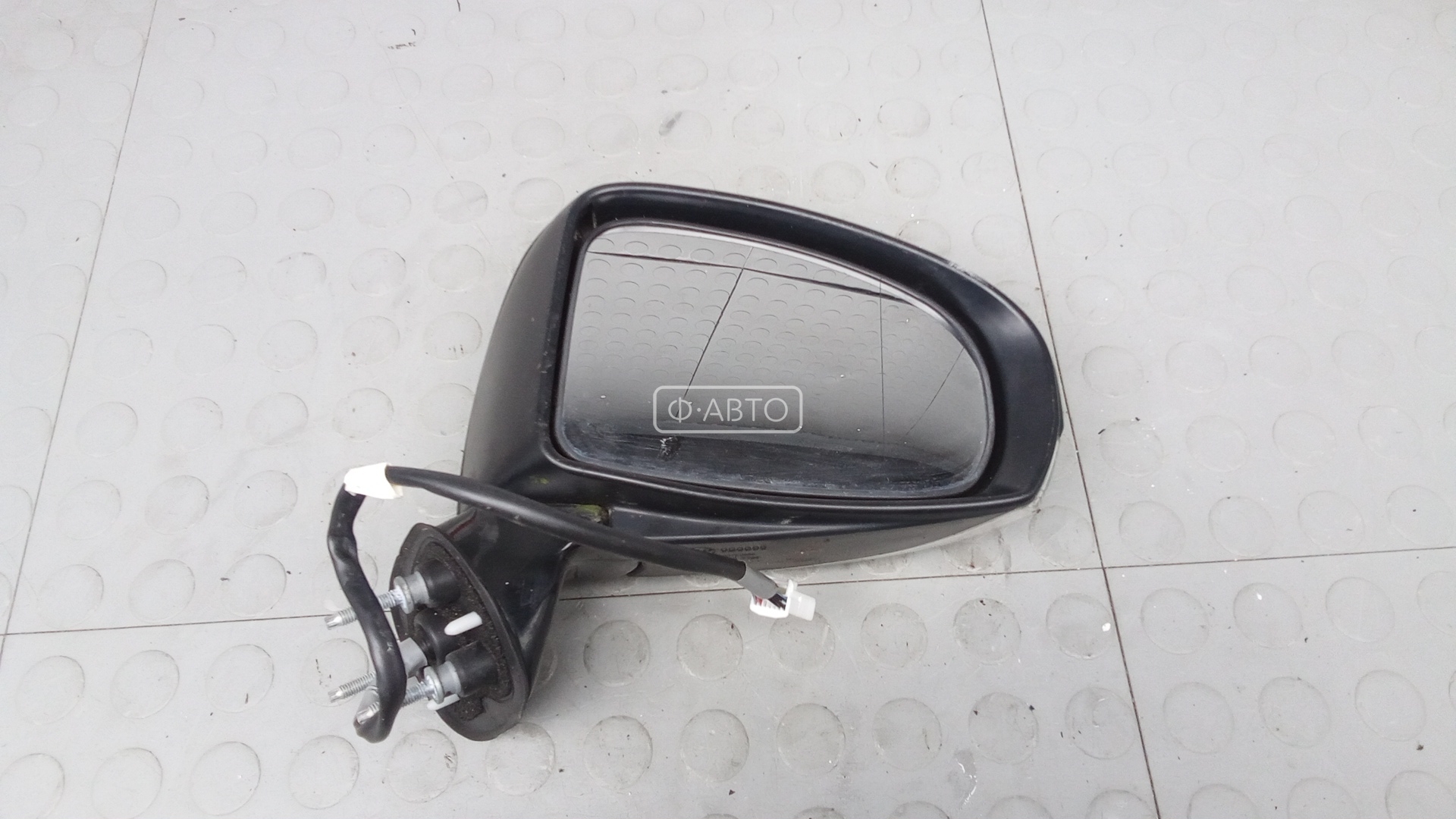 Зеркало наружное левое