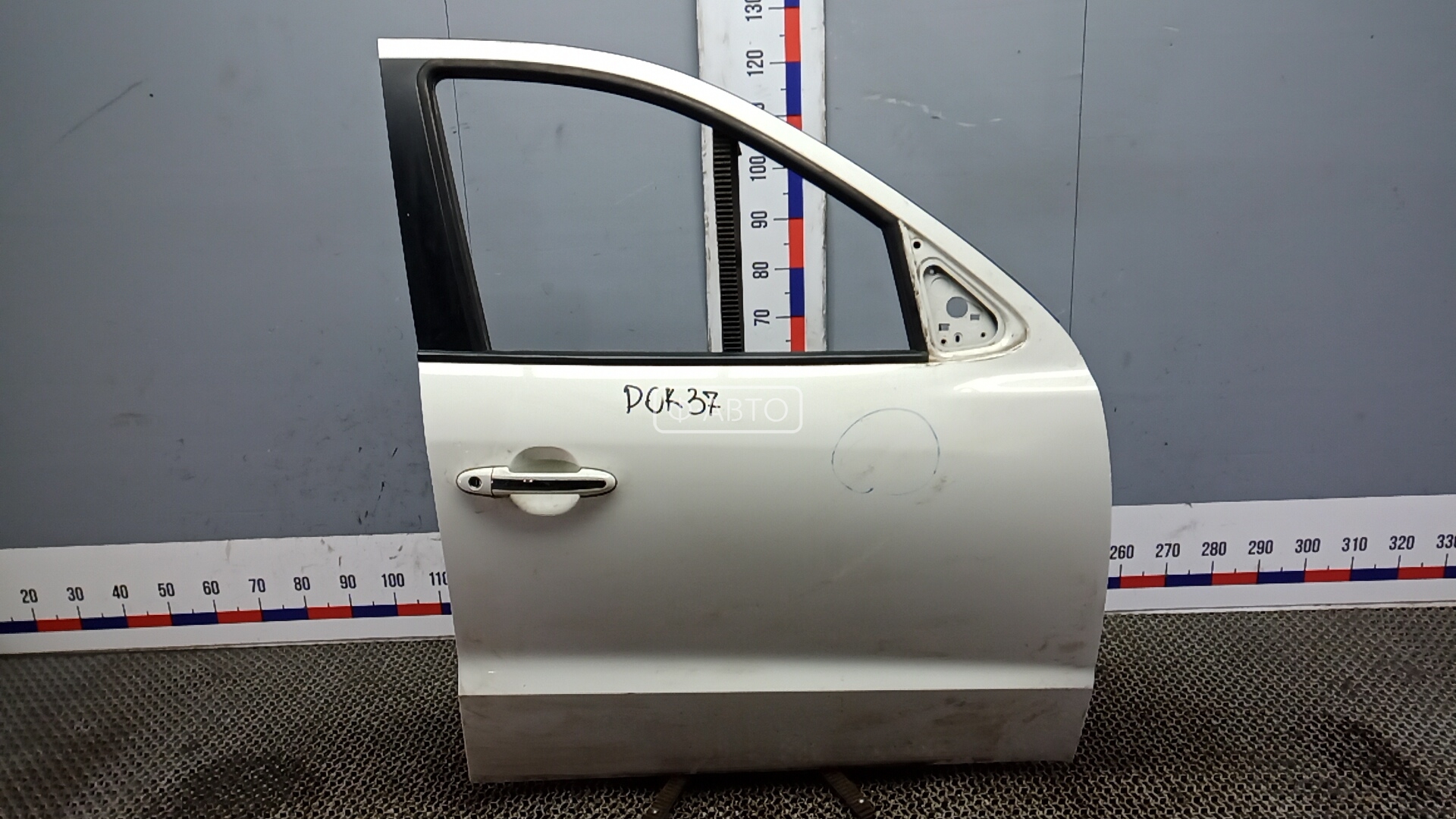 Дверь передняя правая