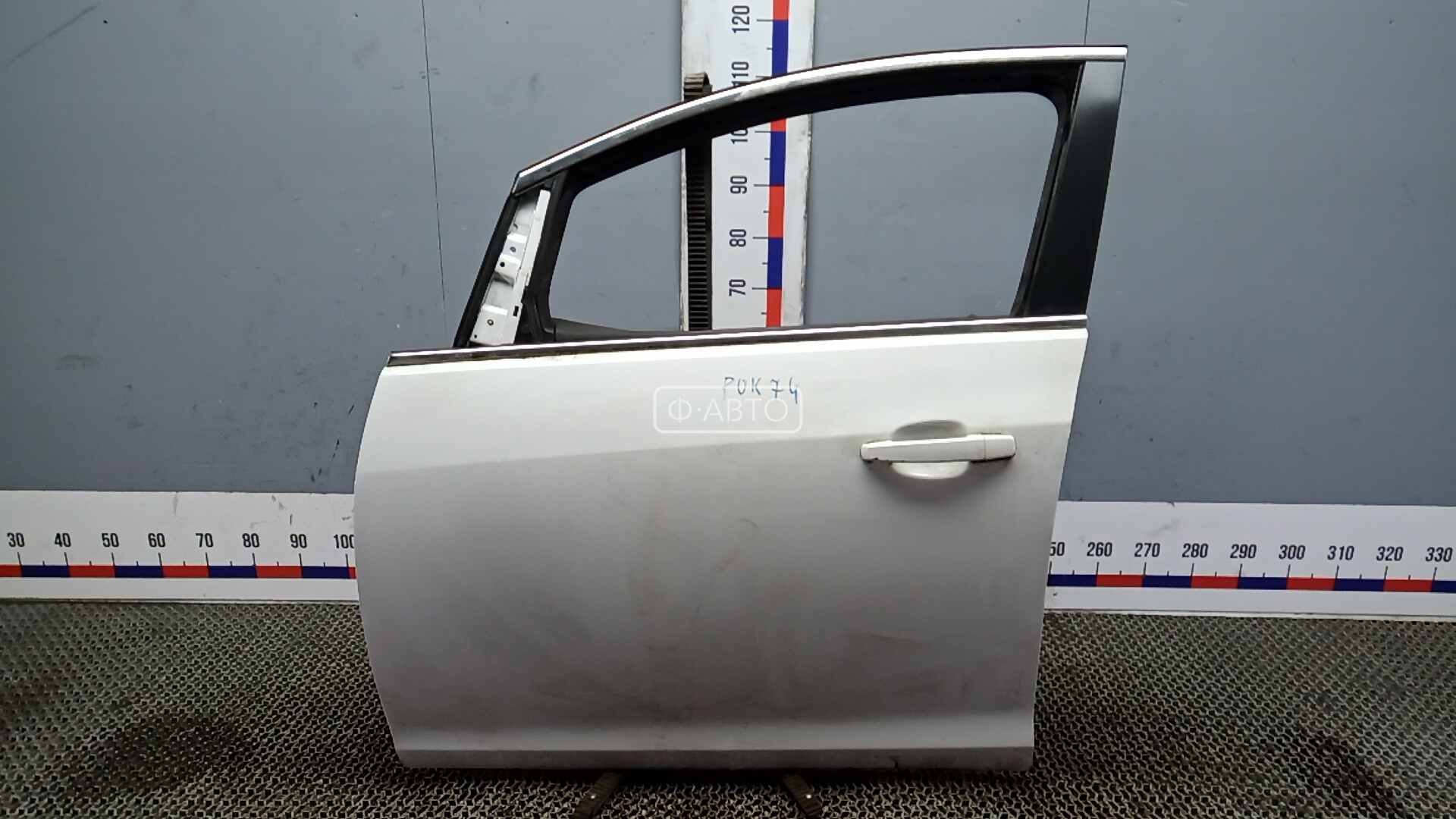 Дверь передняя левая