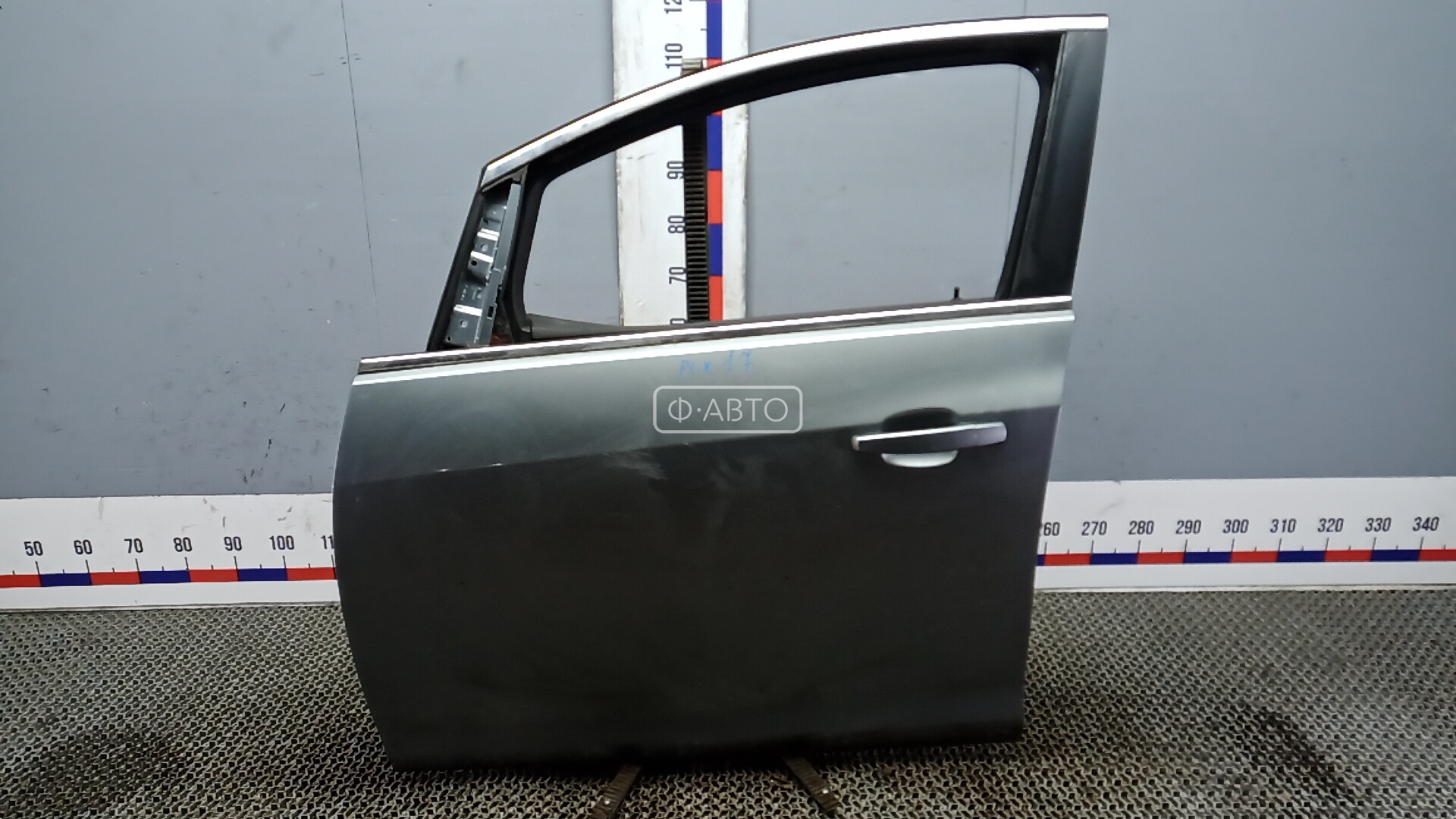 Дверь передняя левая