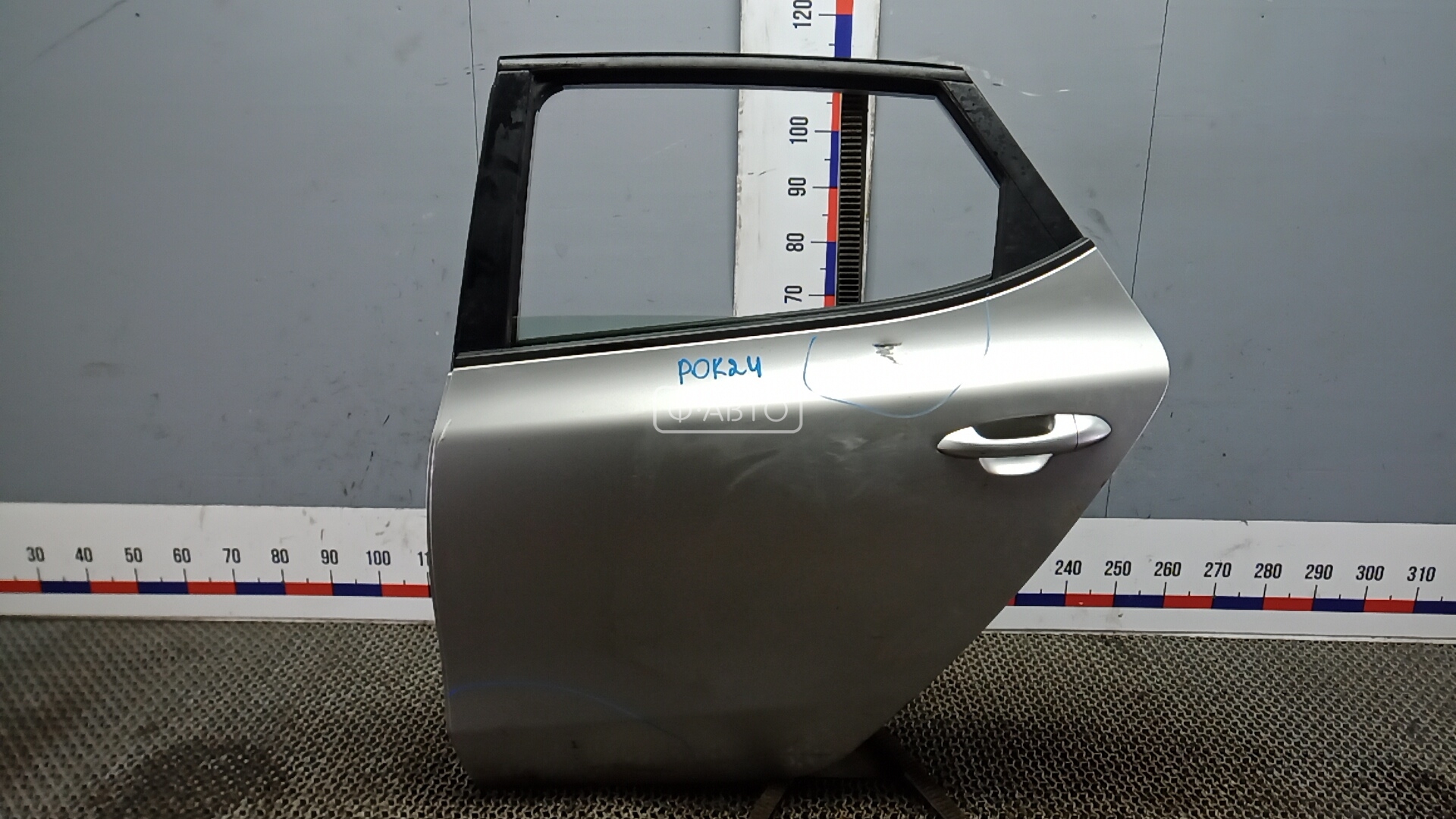 Дверь задняя левая