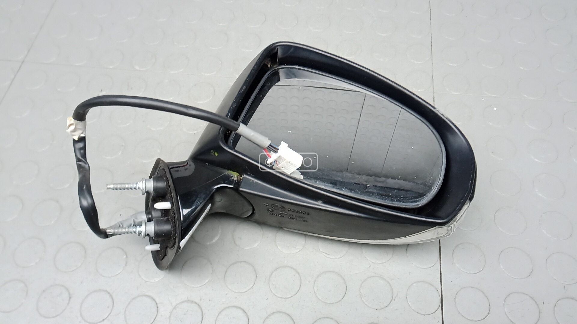 Зеркало наружное правое