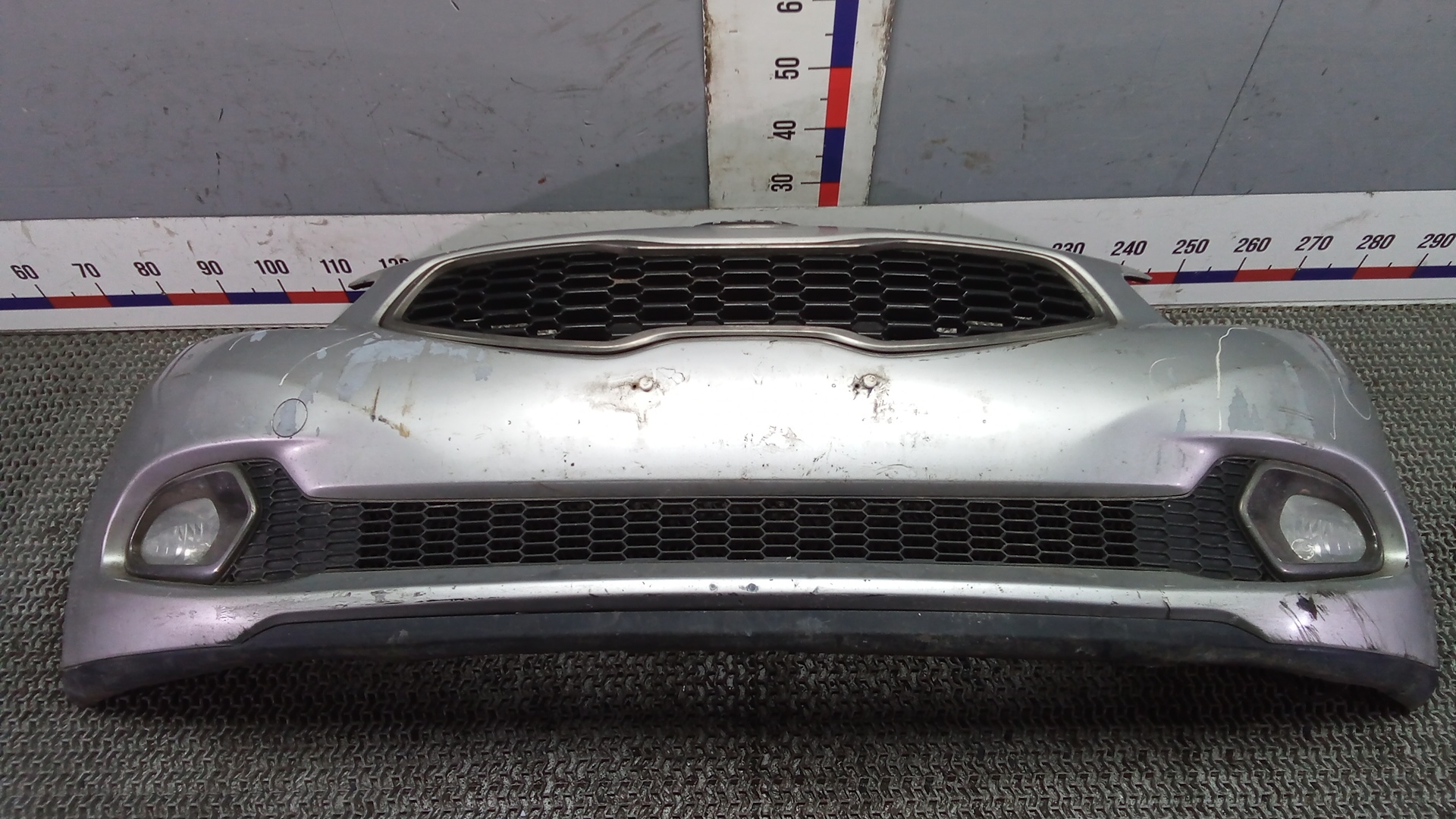 Бампер передний