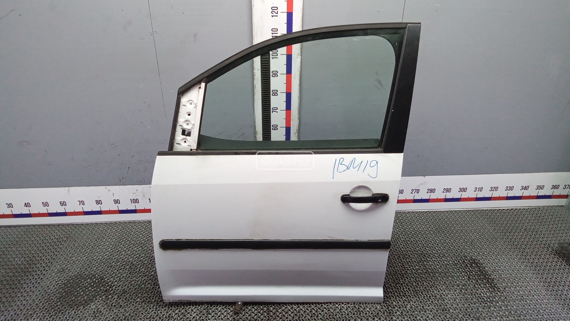 Дверь передняя левая