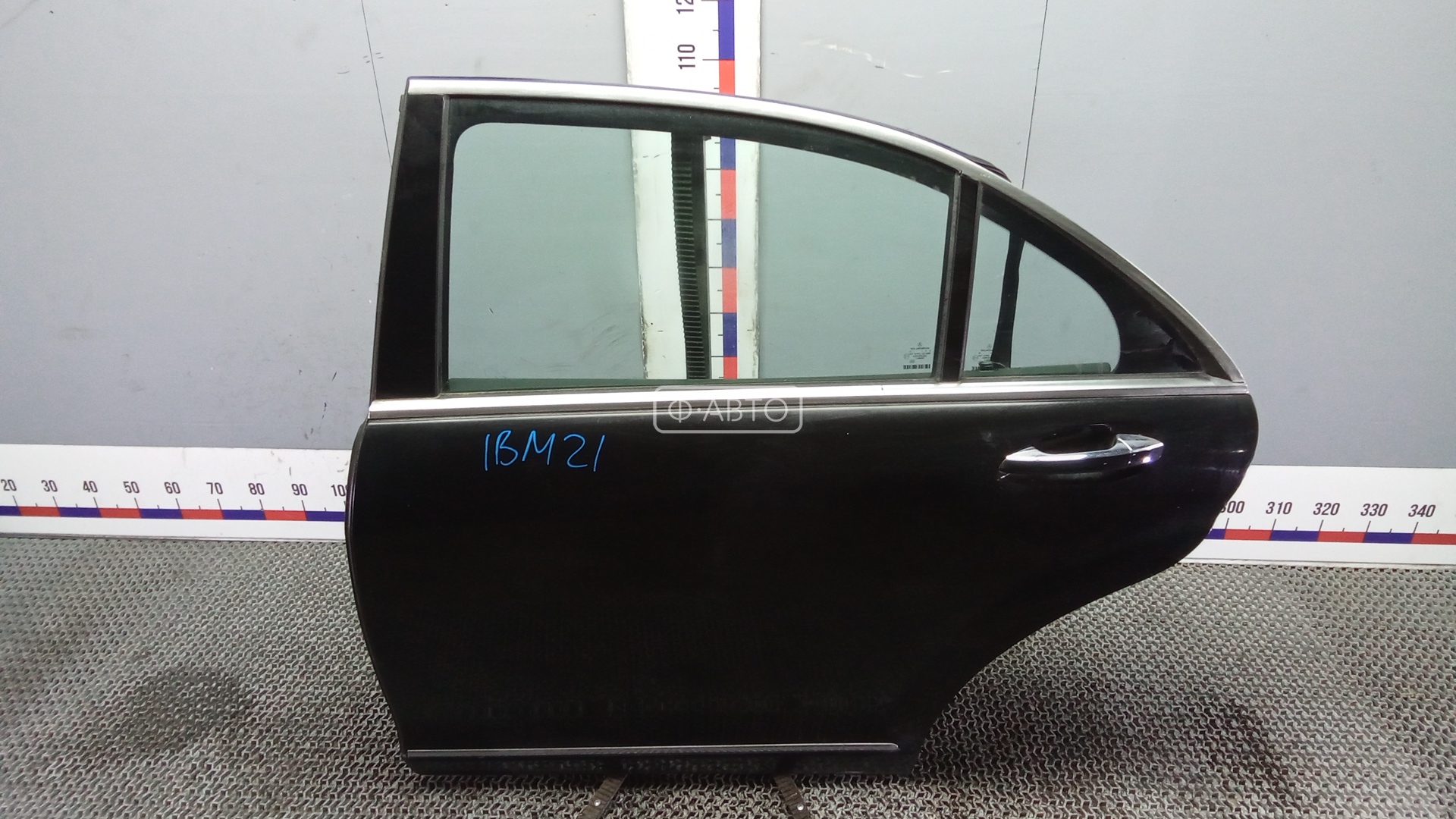 Дверь задняя левая