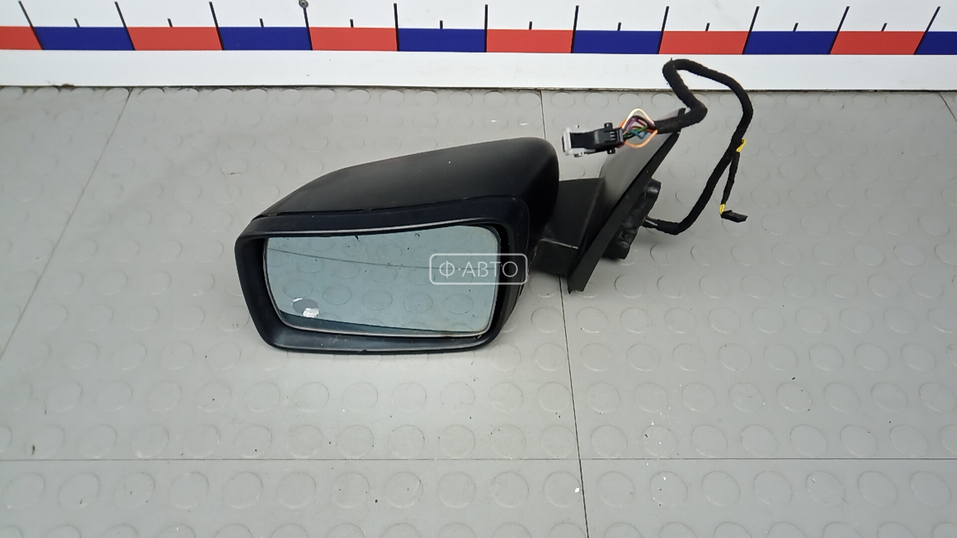Зеркало наружное левое