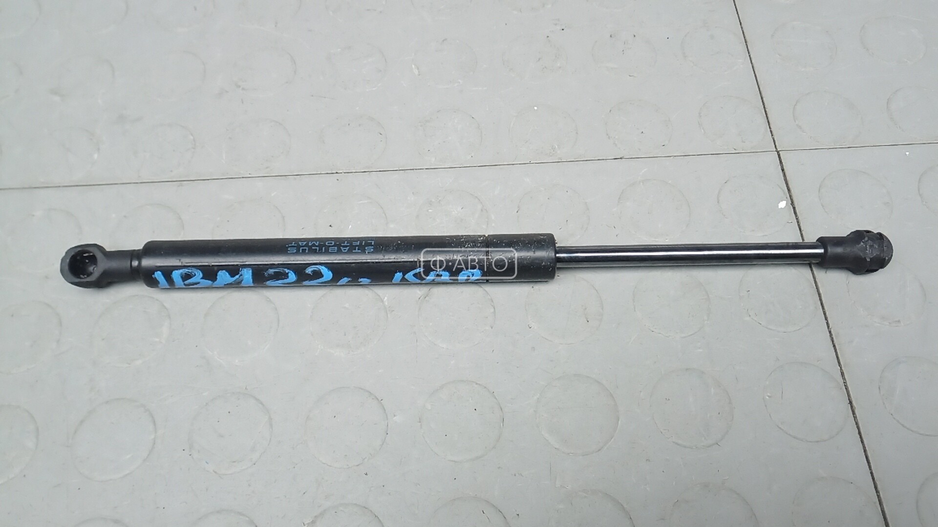 Амортизатор капота