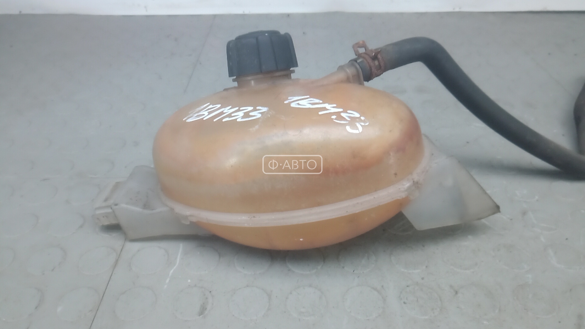 Бачок расширительный