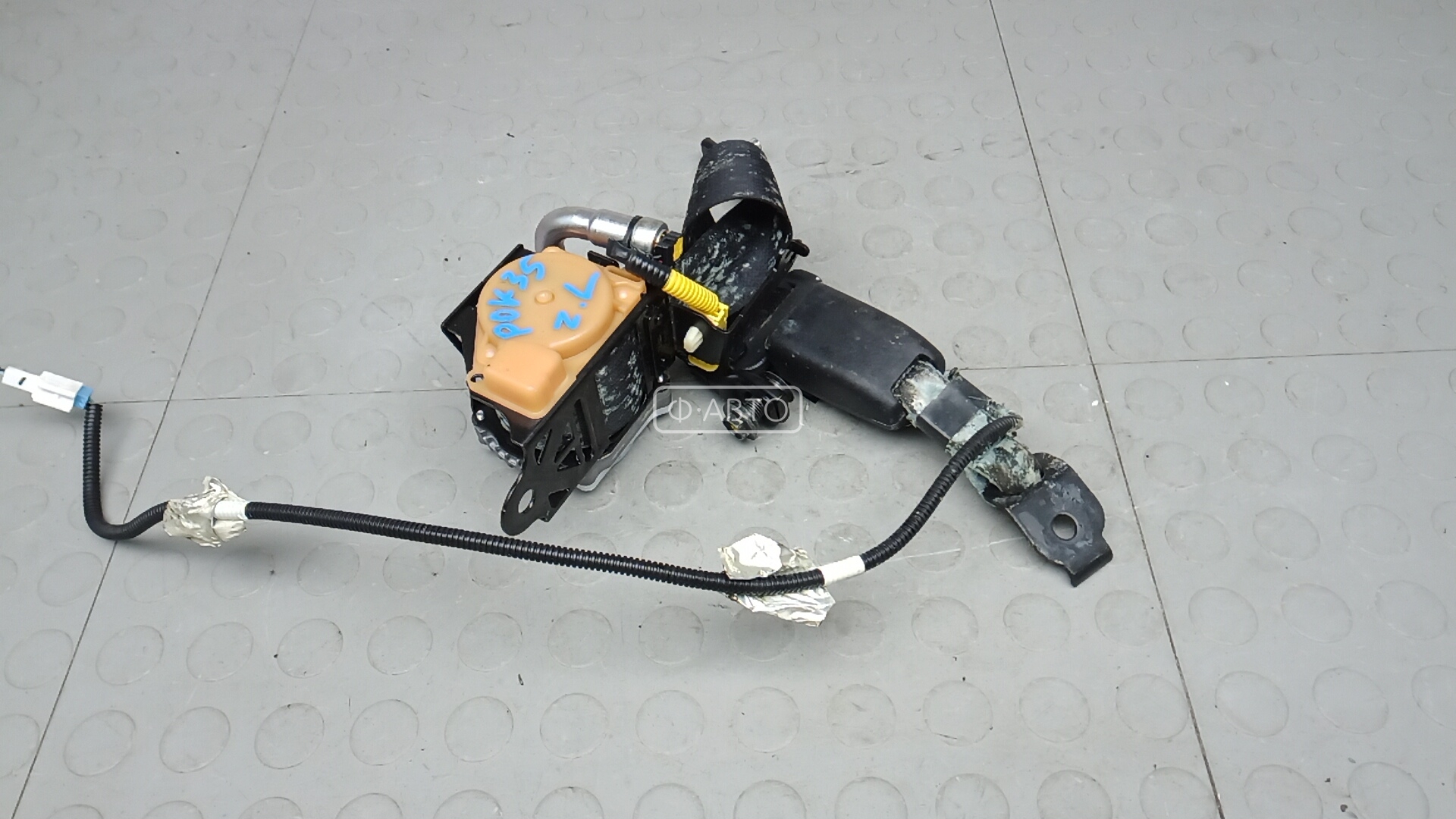 Ремень безопасности с пиропатроном сиденья заднего