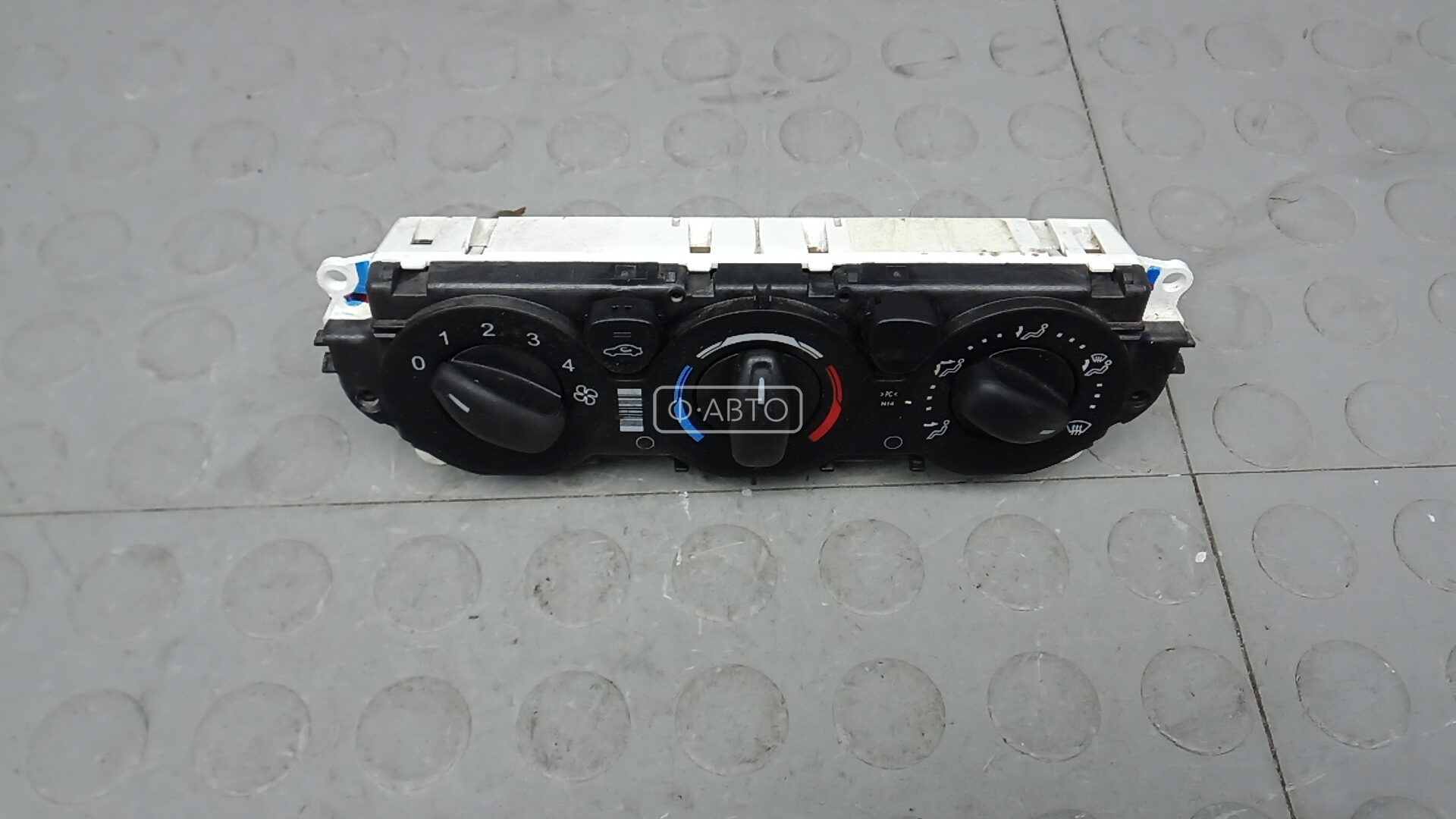 Блок управления печки и климат-контроля