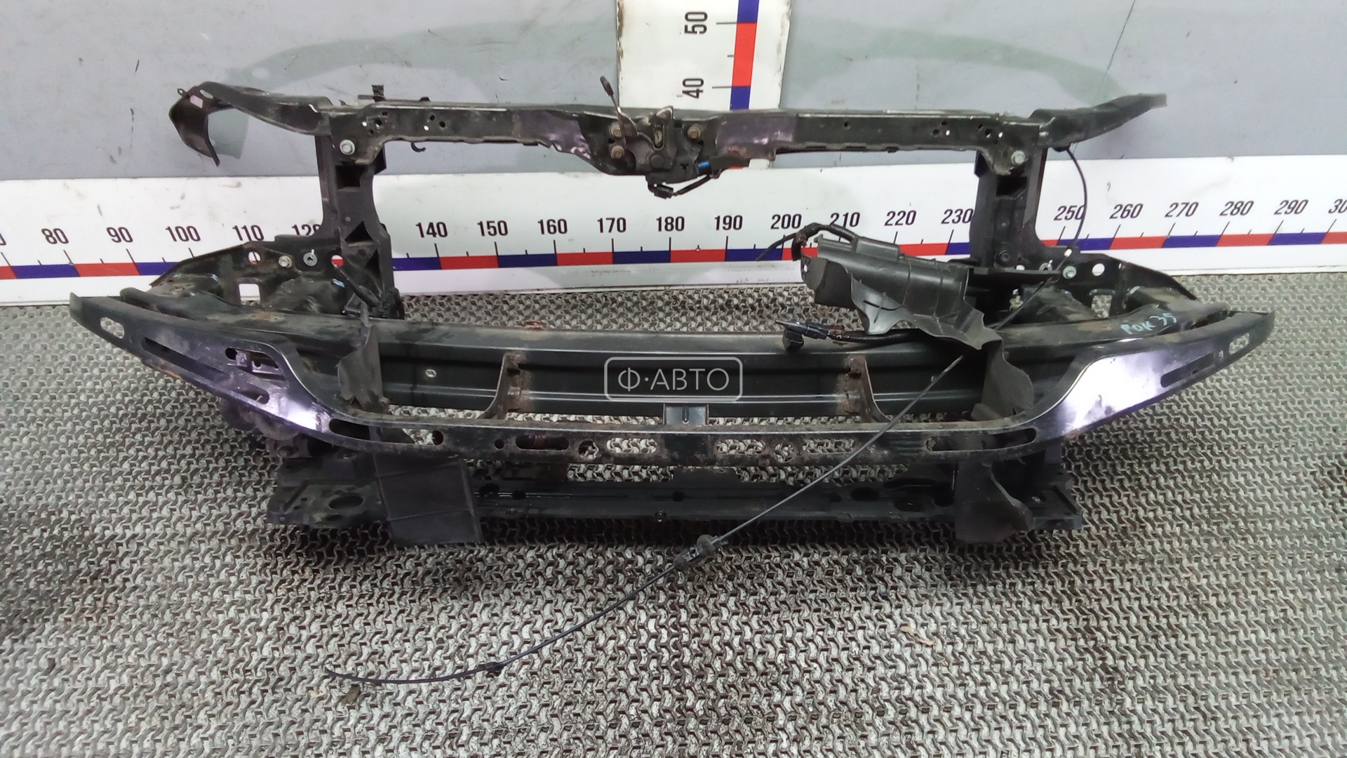 Передняя панель крепления облицовки (телевизор)