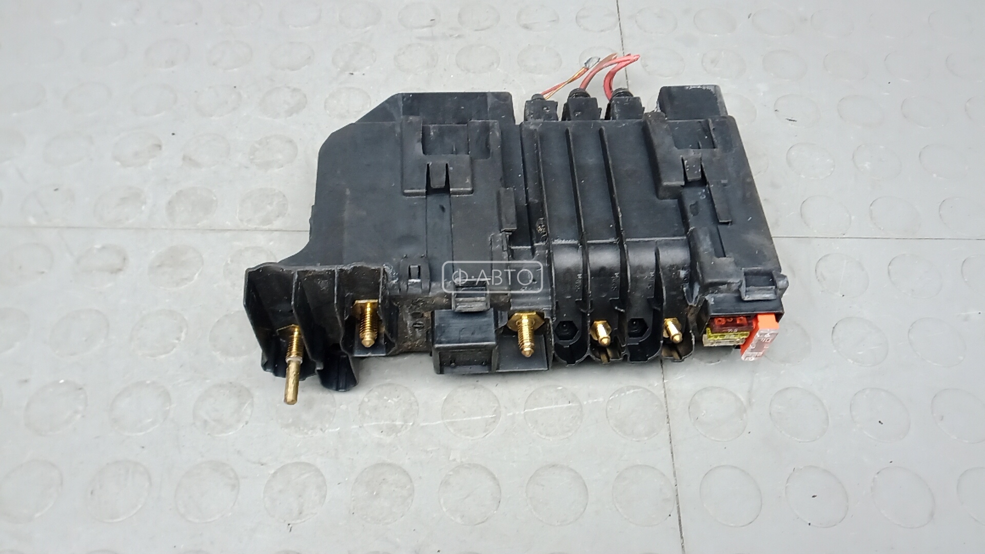 Блок предохранителей