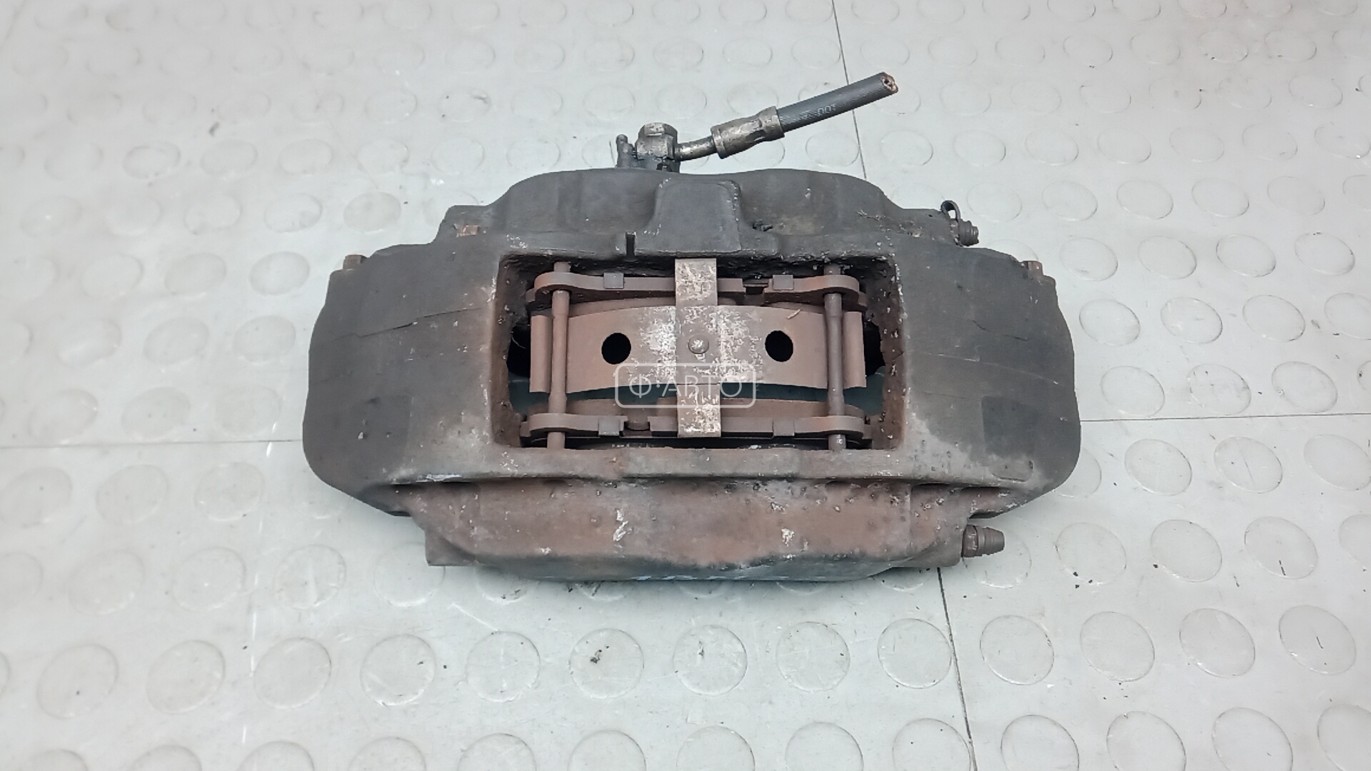 Суппорт тормозной передний правый