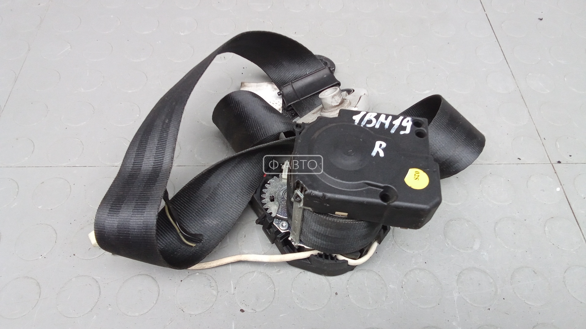 Ремень безопасности с пиропатроном сиденья переднего