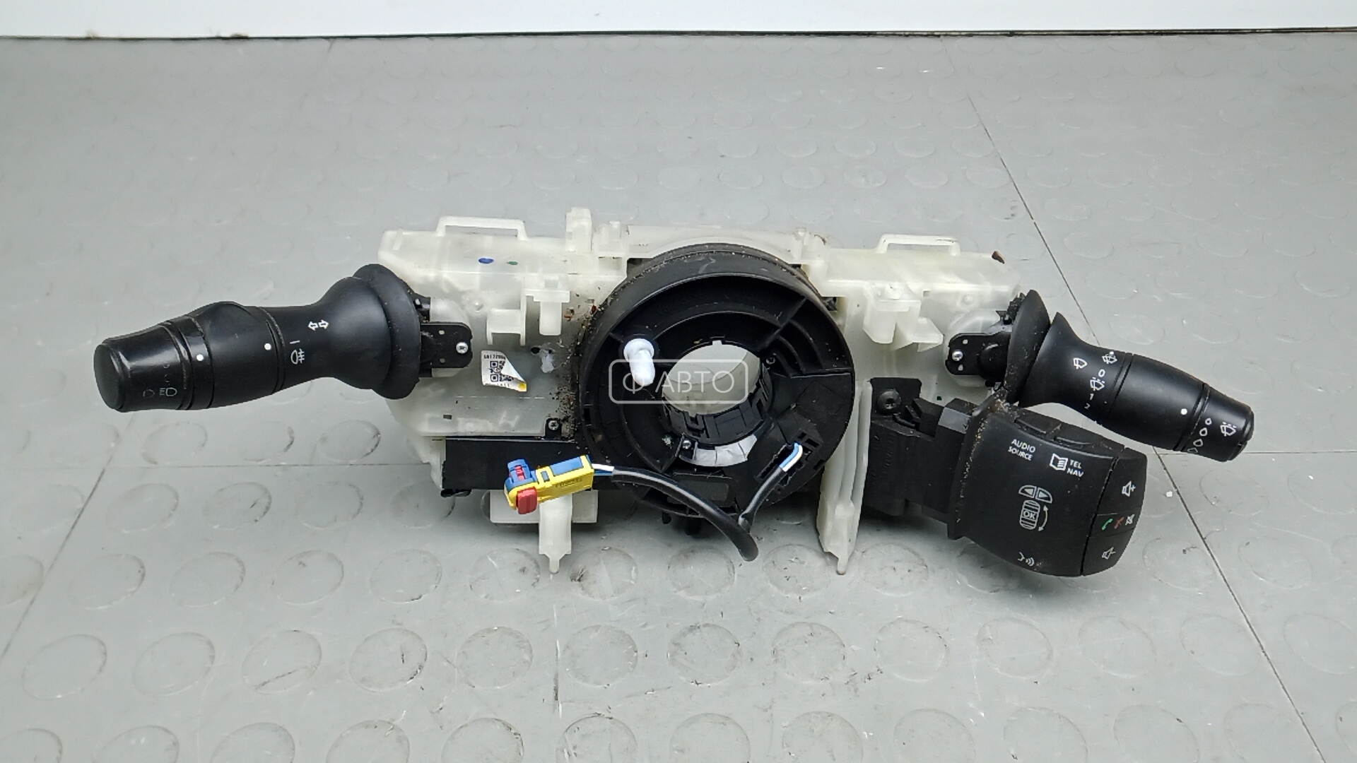 Переключатель поворотов и дворников (стрекоза)