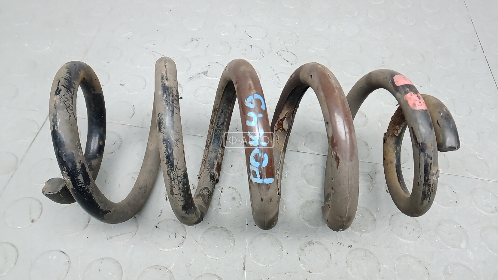 Пружина задняя