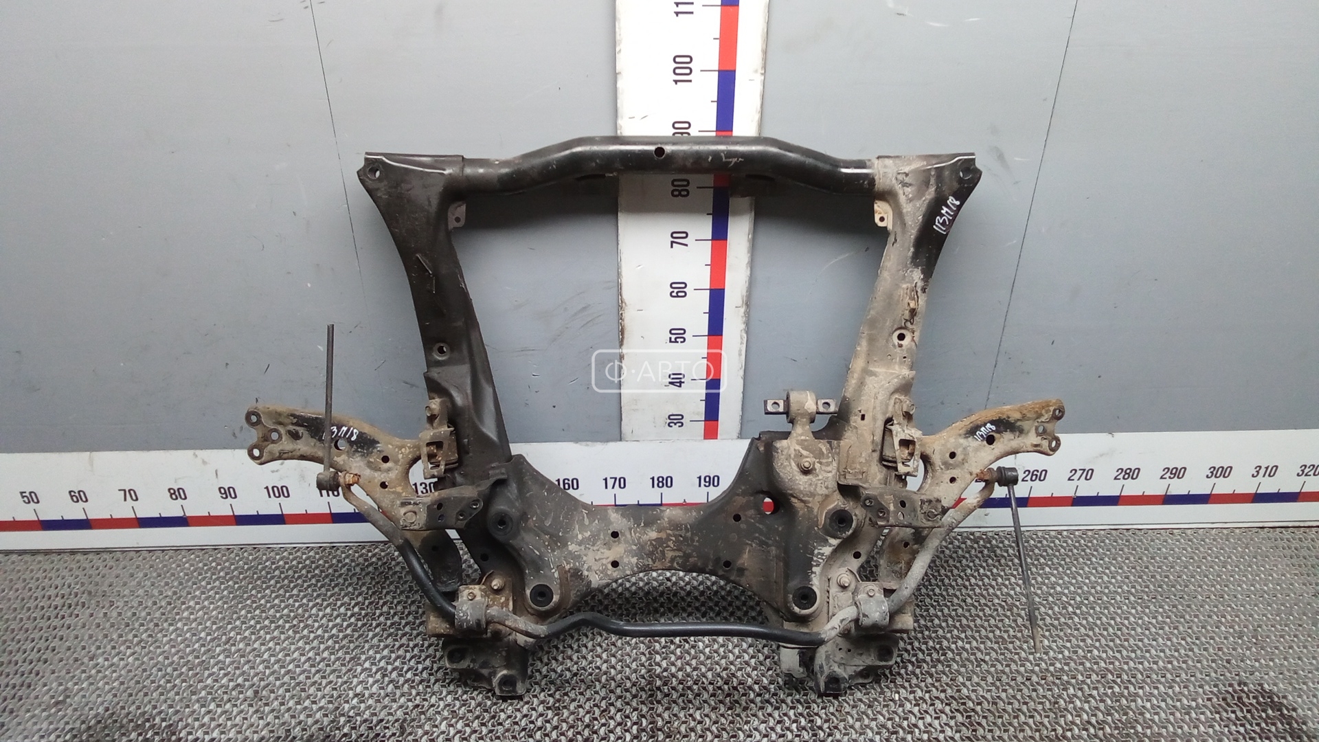 Балка подвески передняя