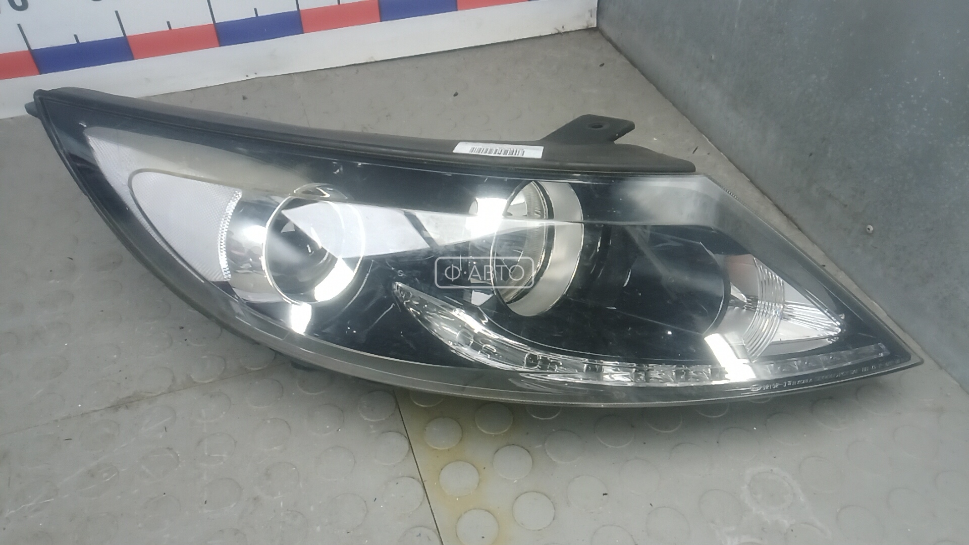 Фара правая